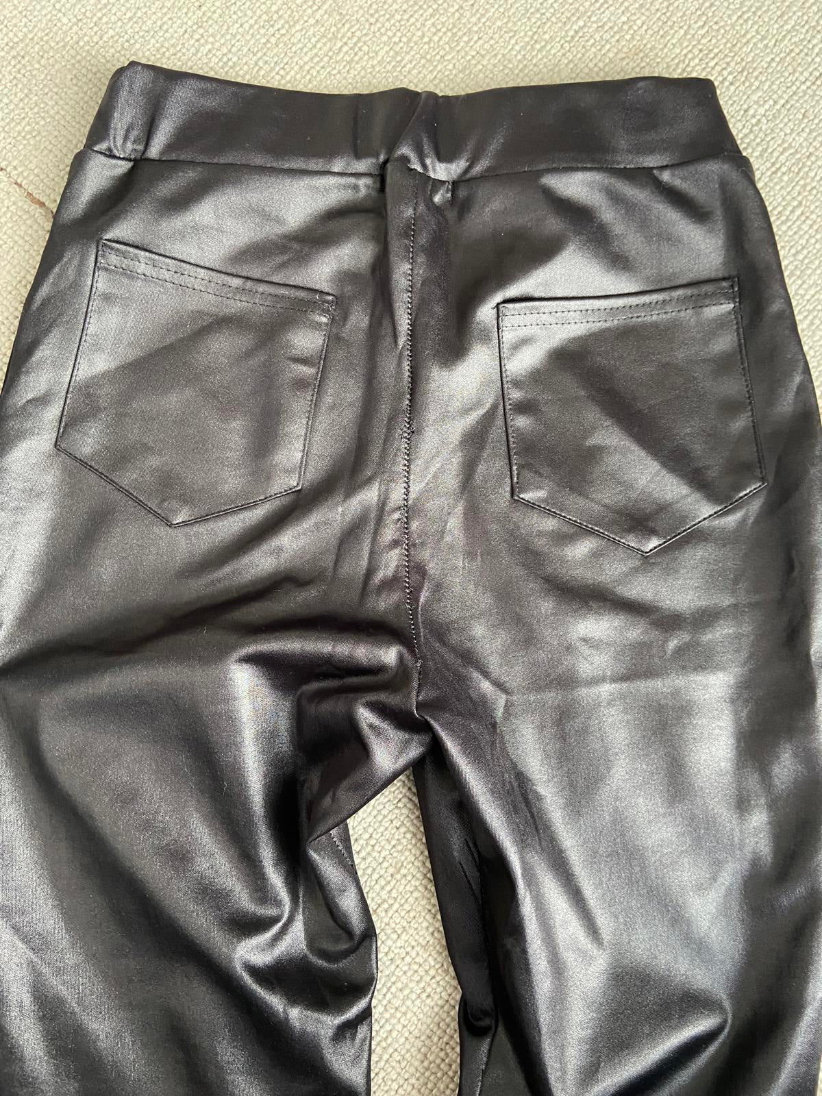 PrettyLittleThing Size 8 Black Wet-Look Jeggings
