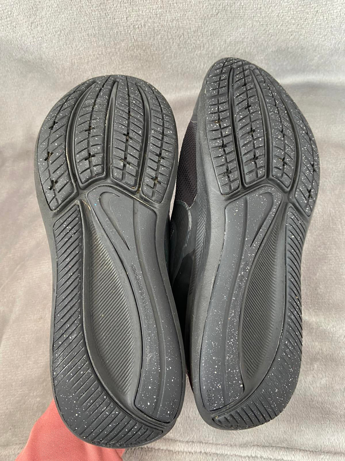 Nike Star Runner All Black Soft Running Shoes Trainers UK Size 5.5