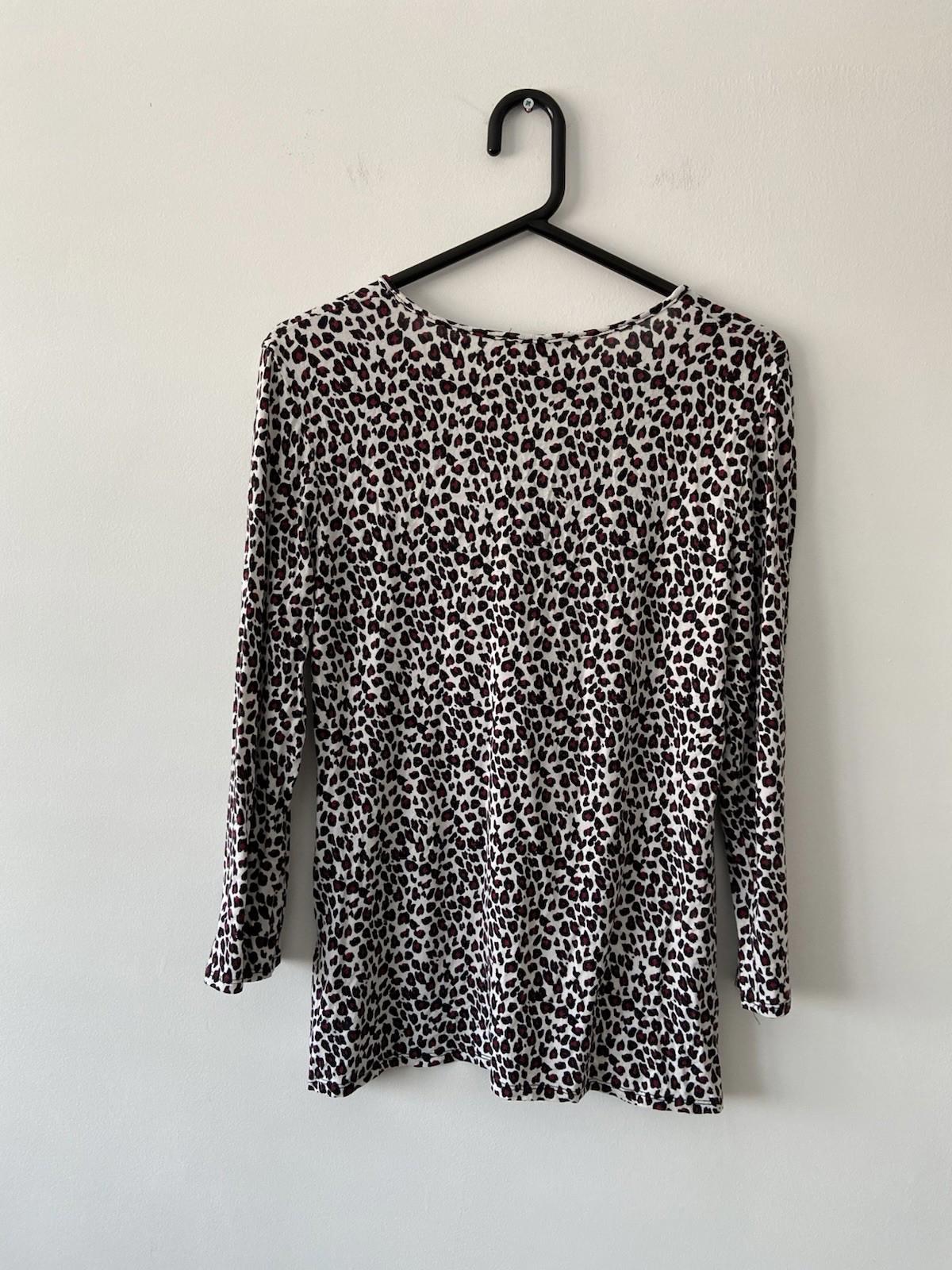 Saloos Long Sleeve Tshirt Animal Print Scoop Neck Size 12