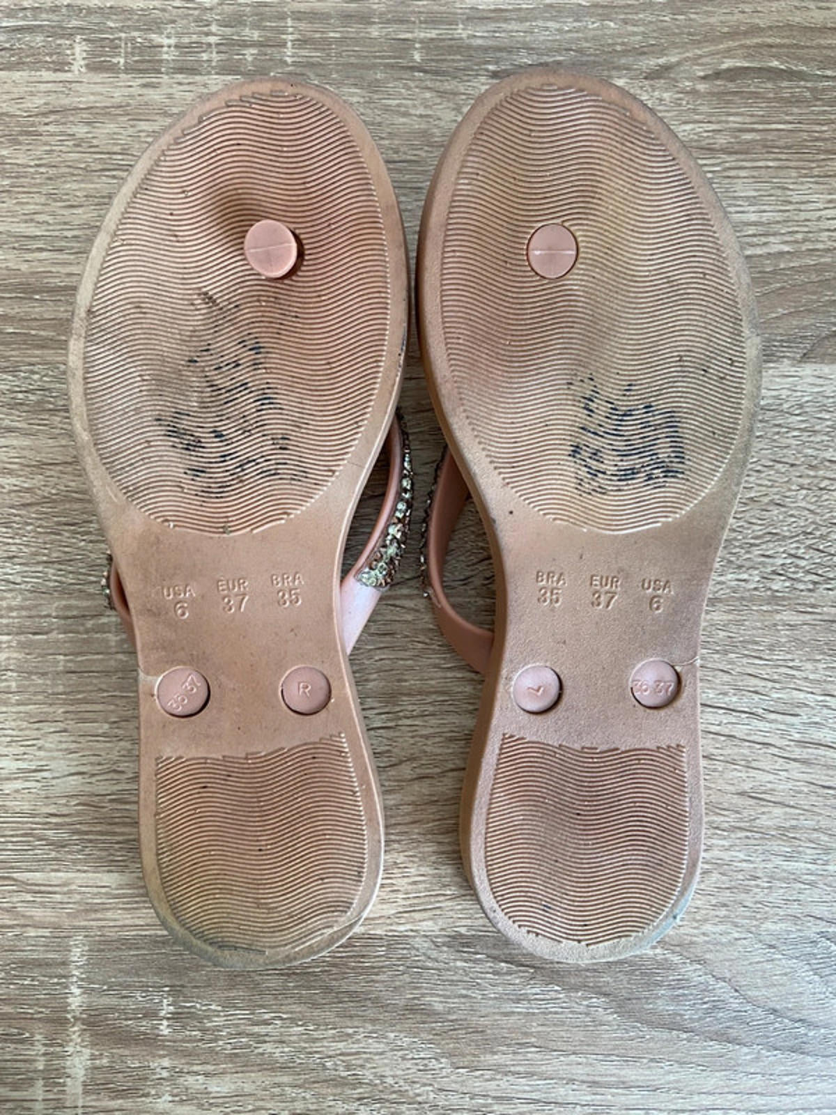 Women’s Glittery Flip-Flops – Size 3 – Beige Sole with Brown & Gold Diamanté