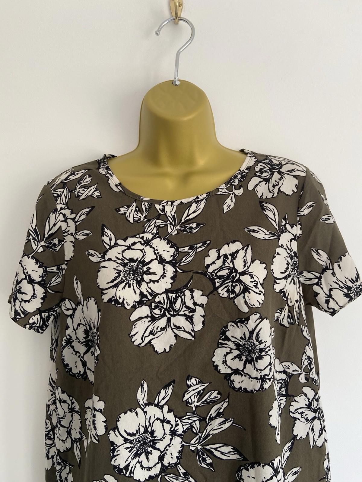 New Look Khaki Green Floral Blouse – Size 12 – Lightweight, Short Sleeve