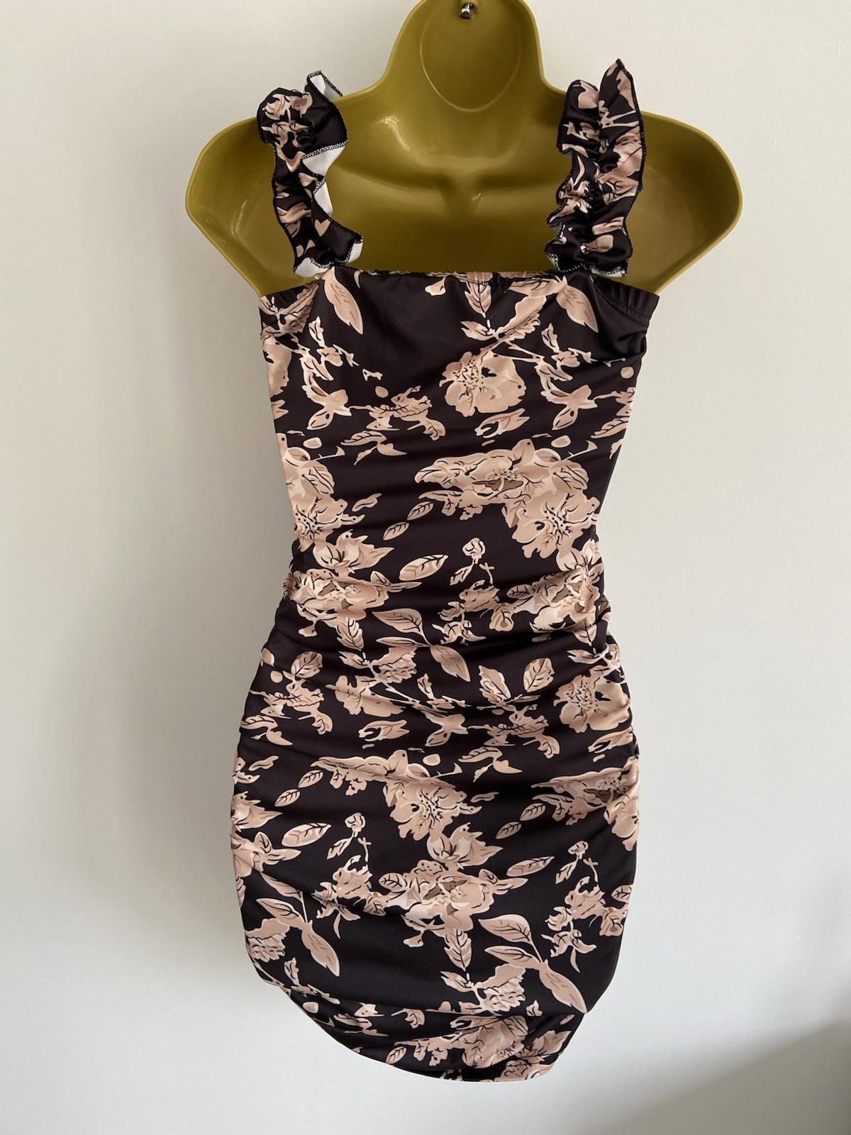 Size Small Floral Ruched Dress – 100% Polyester