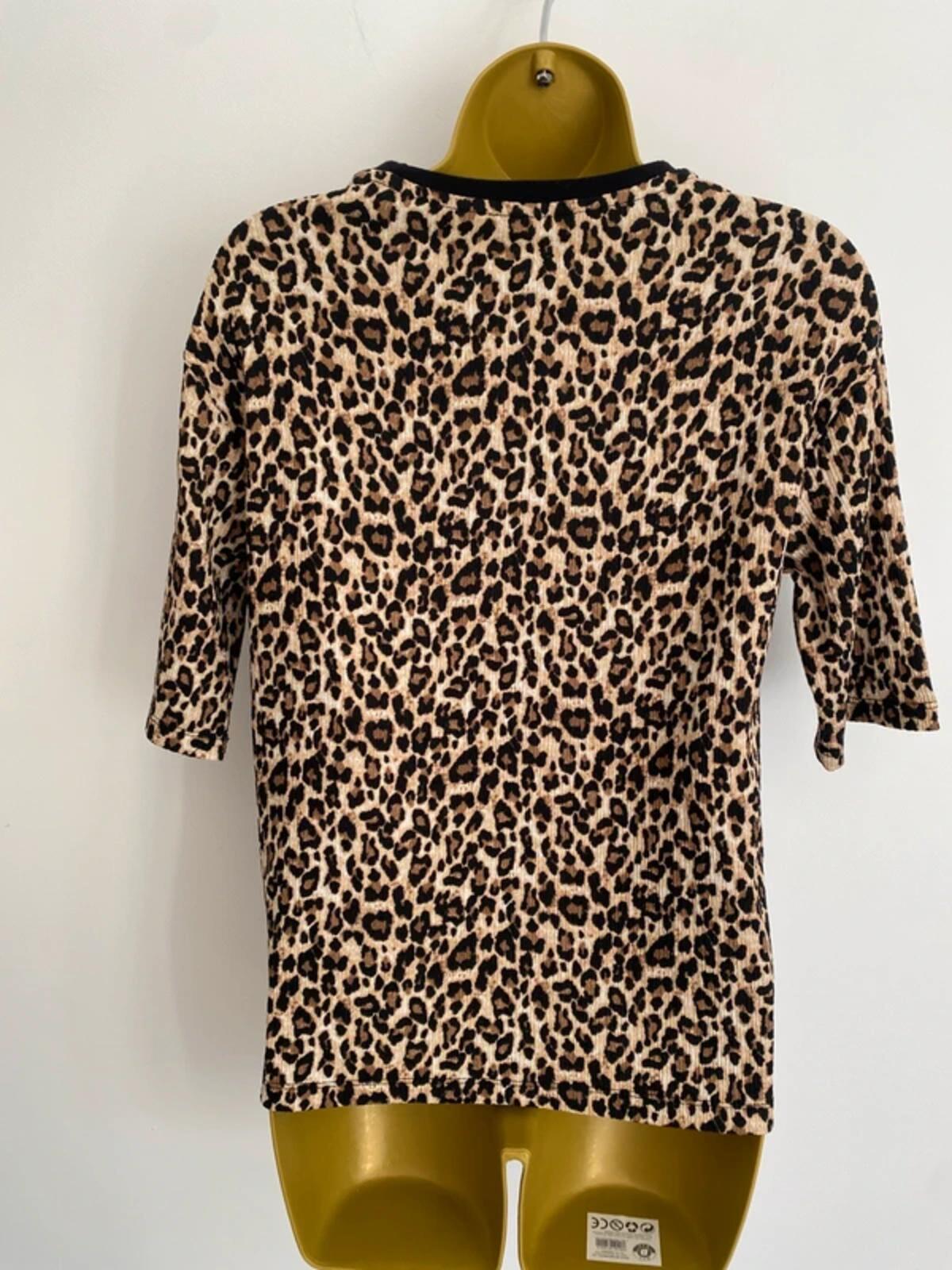 Tu Leopard Print T-Shirt - Black Trim - Size 6 (Relaxed Fit)
