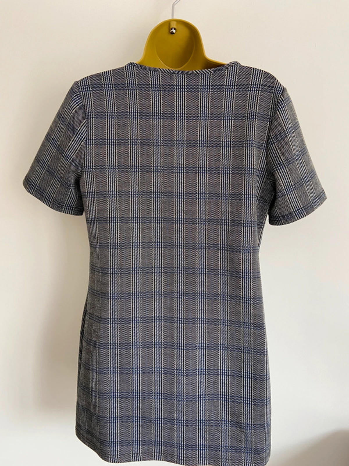 Papaya Smart Checked Tunic – Size 12 V Neck Grey