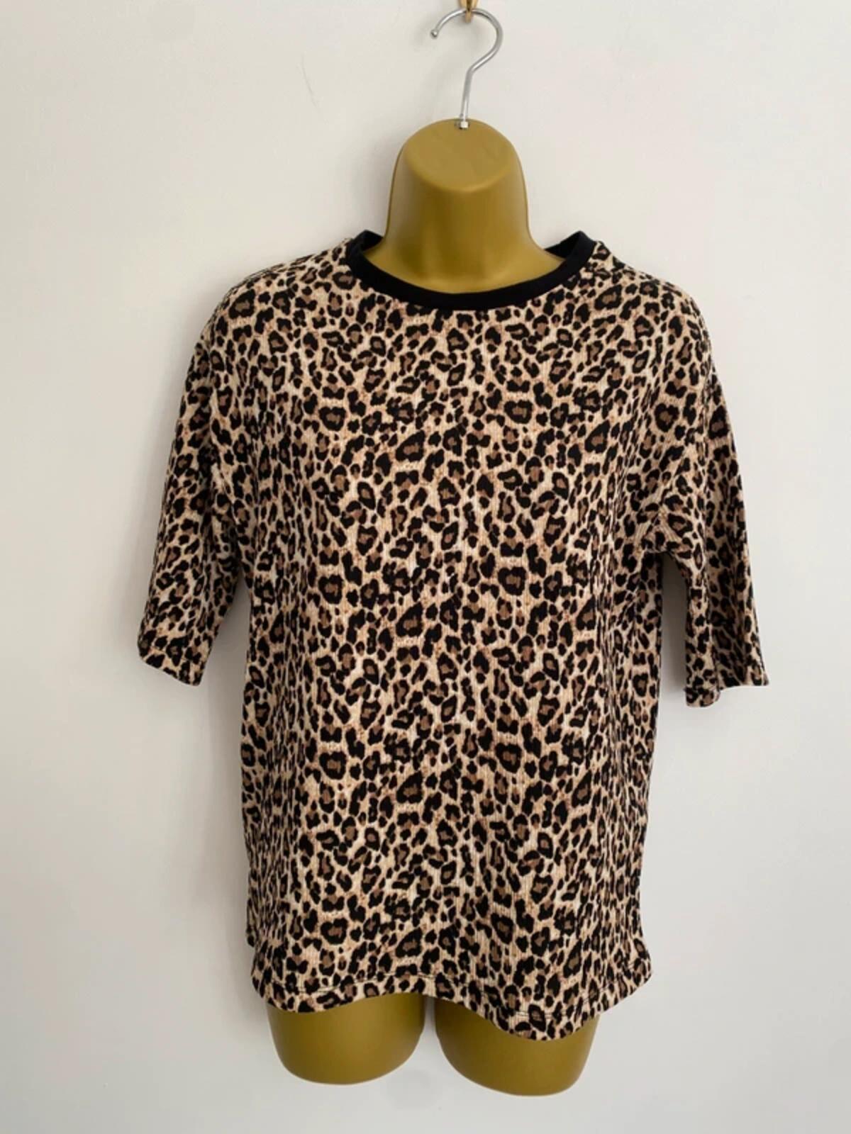 Tu Leopard Print T-Shirt - Black Trim - Size 6 (Relaxed Fit)
