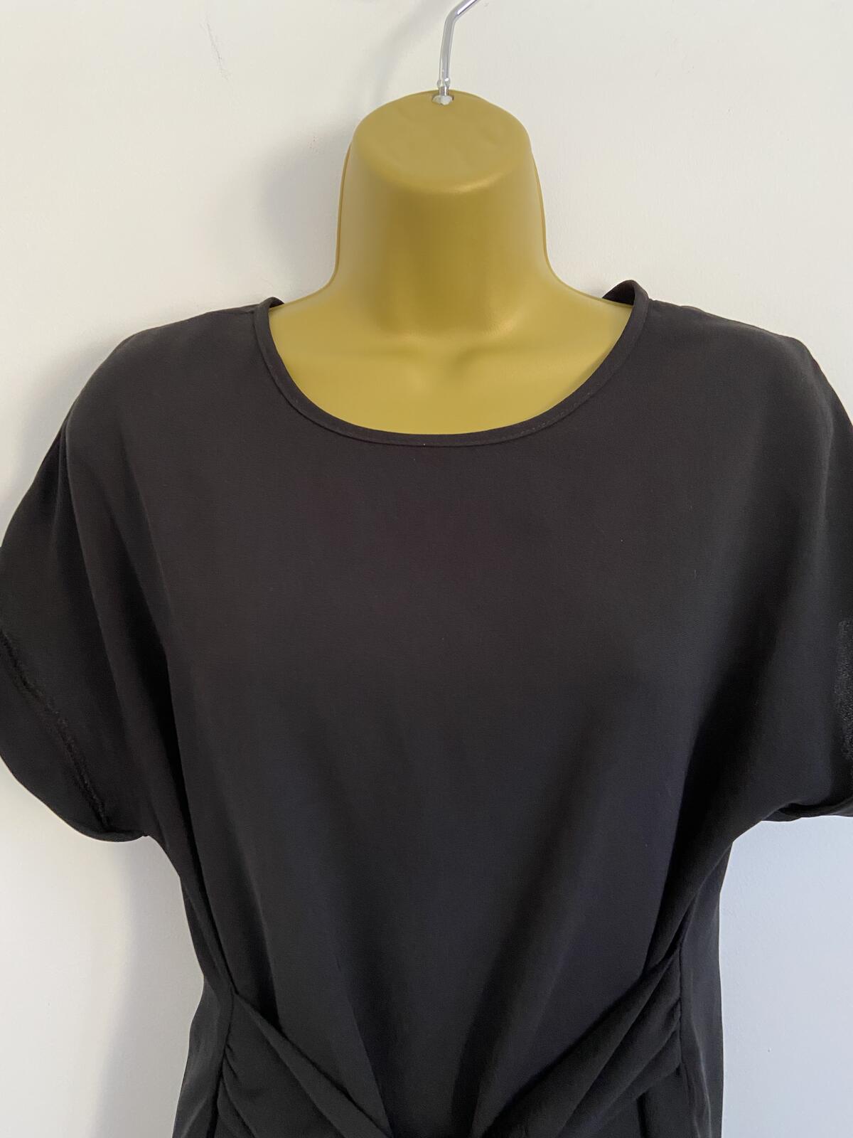 New Look Women’s Black Short Sleeve Blouse with Tortoiseshell Ring Belt Size 8