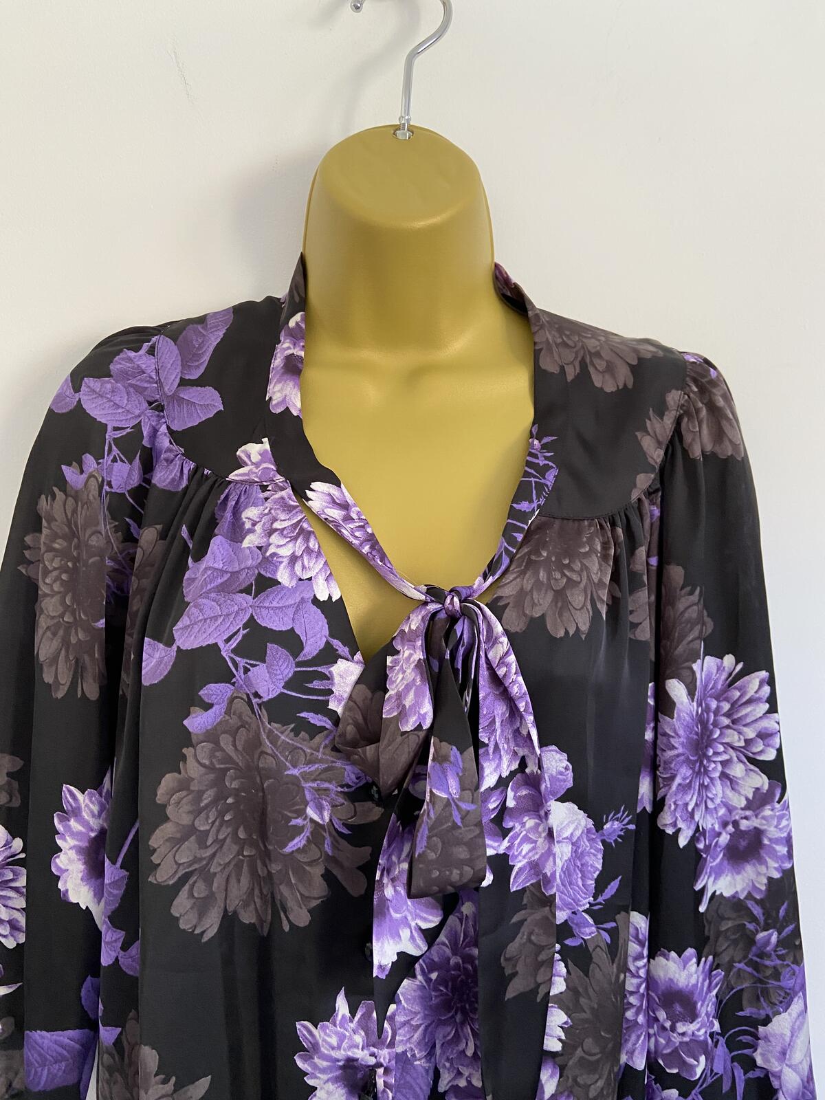 Amphora Women’s Black & Purple Floral Tie Neck Elastic Waist Blouse Size 12 M