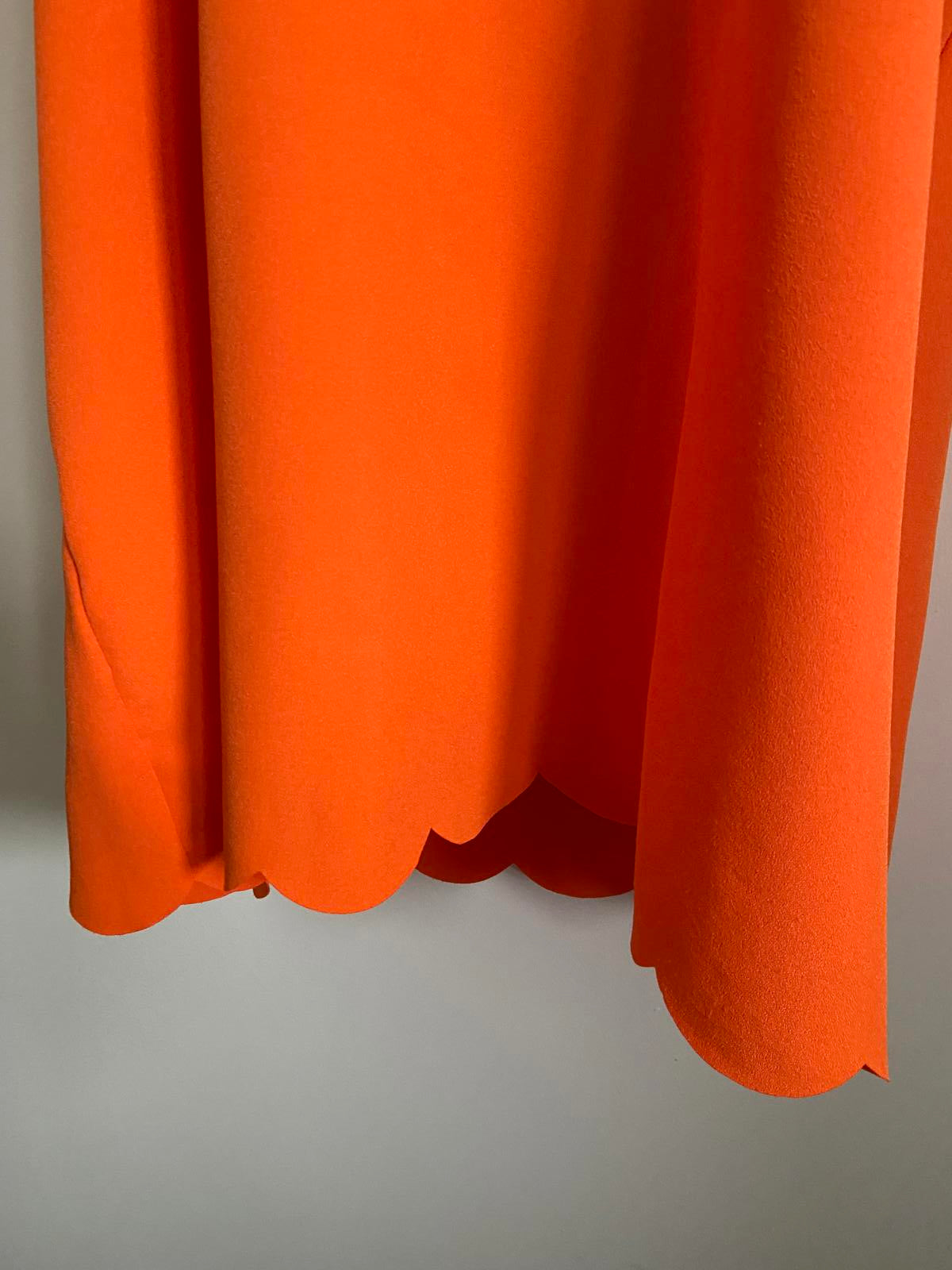 Orange V-Neck Camisole Dress Size Large Gold Chain Straps Scalloped Hem