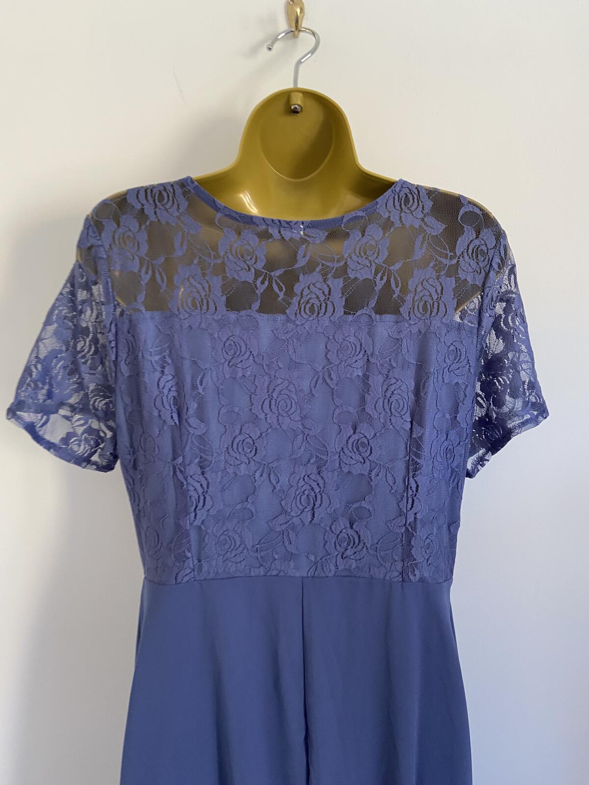 Blue Short Sleeve Lace Bodice Midi Dress Side Zip Size Medium