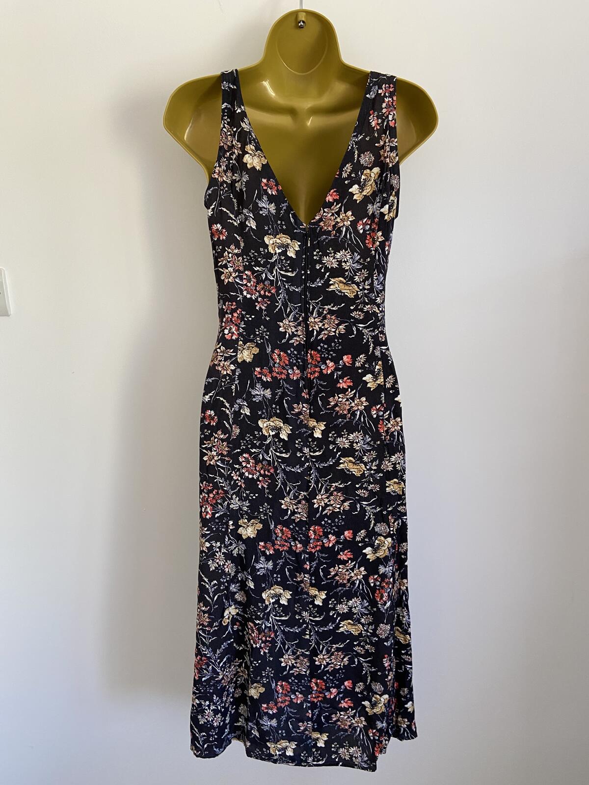 Handmade Black Floral Print Sleeveless Midi Dress Approx Size 8