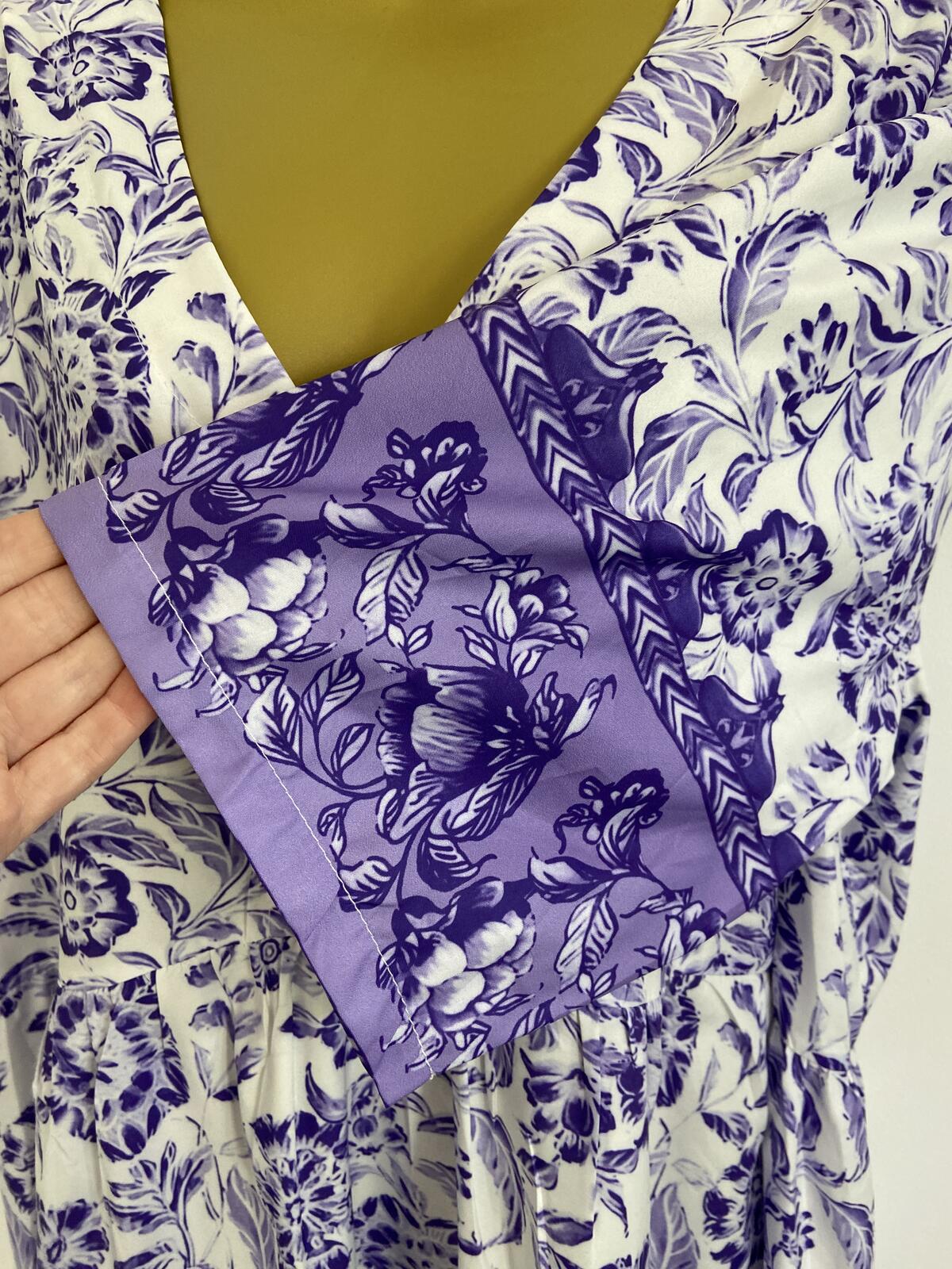 White & Purple Floral V-Neck 3/4 Sleeve Lightweight Midi Dress Size 18-20