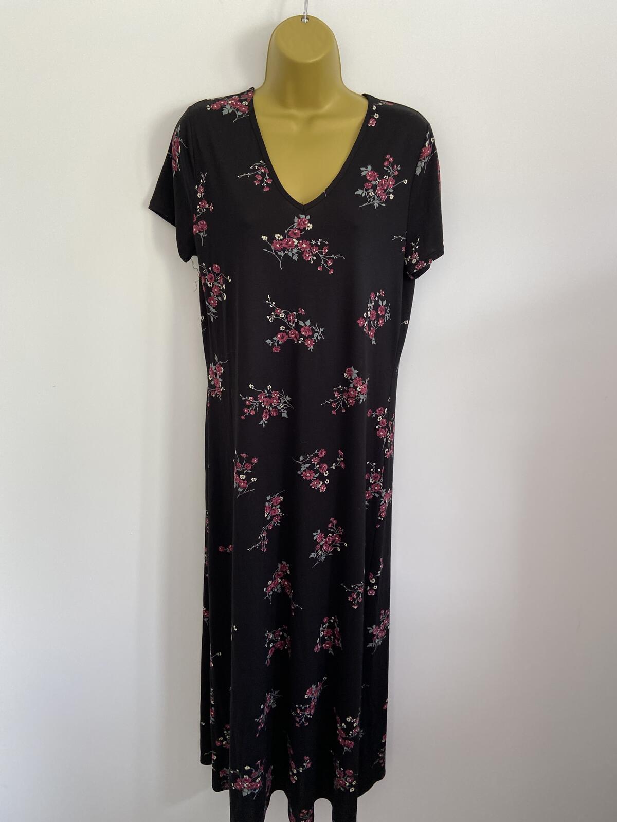 Black & Pink Rose Floral T-Shirt Style Maxi Dress Size 14