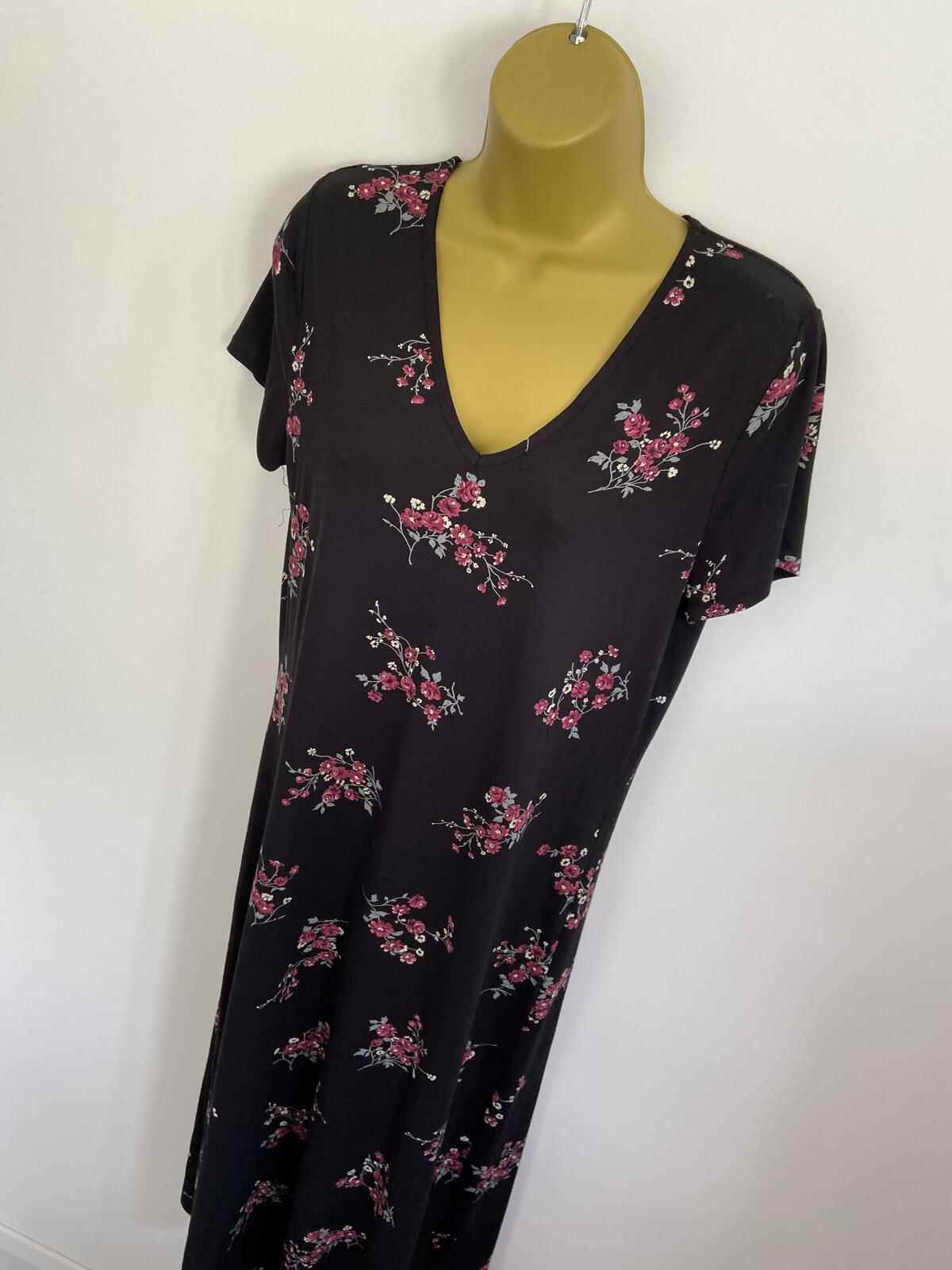 Black & Pink Rose Floral T-Shirt Style Maxi Dress Size 14