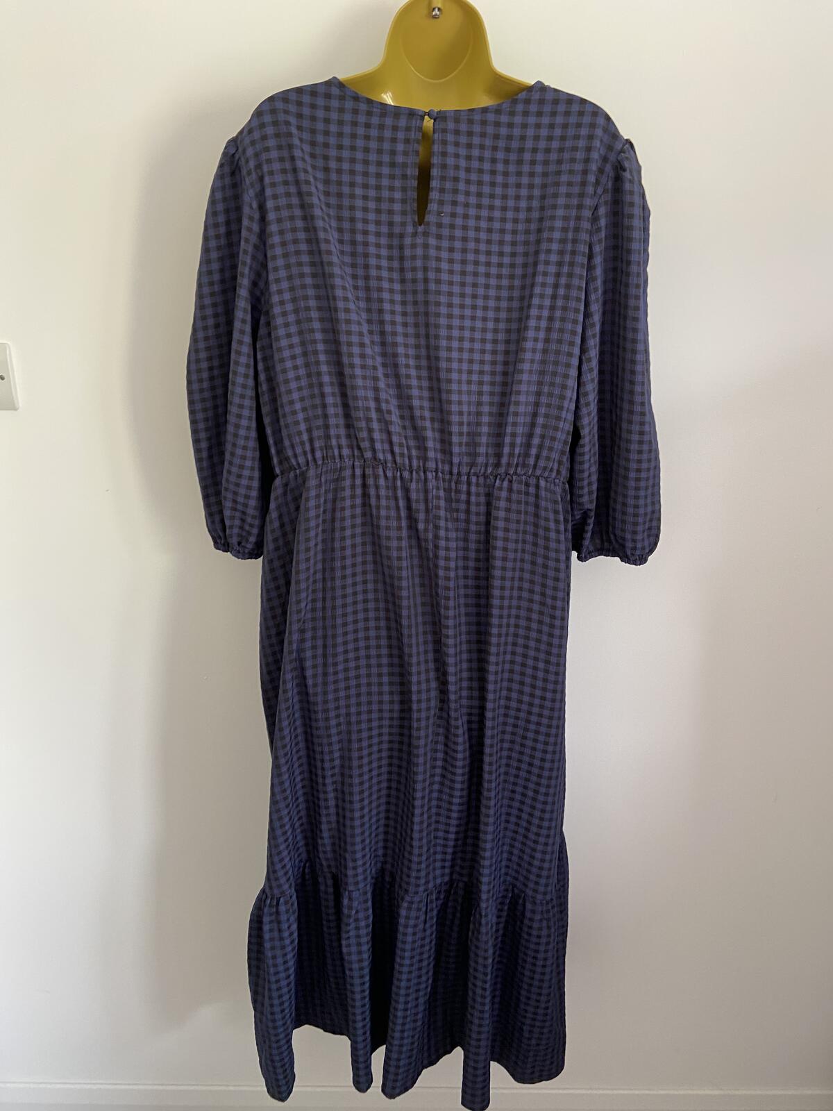 New Look Navy & Black Geometric Print Midi Dress Button Back Size 18