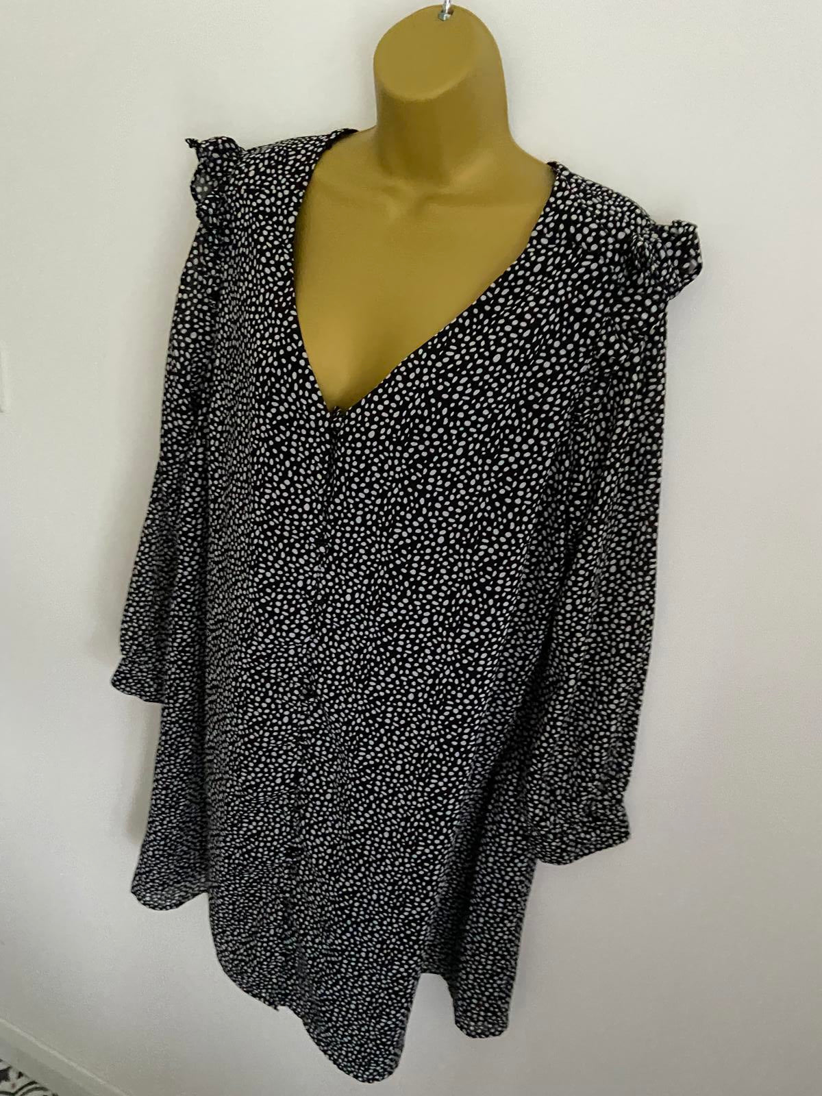 Papaya Curve Size 18 Black White Polka Dot Mini Dress Lined Long Sleeve