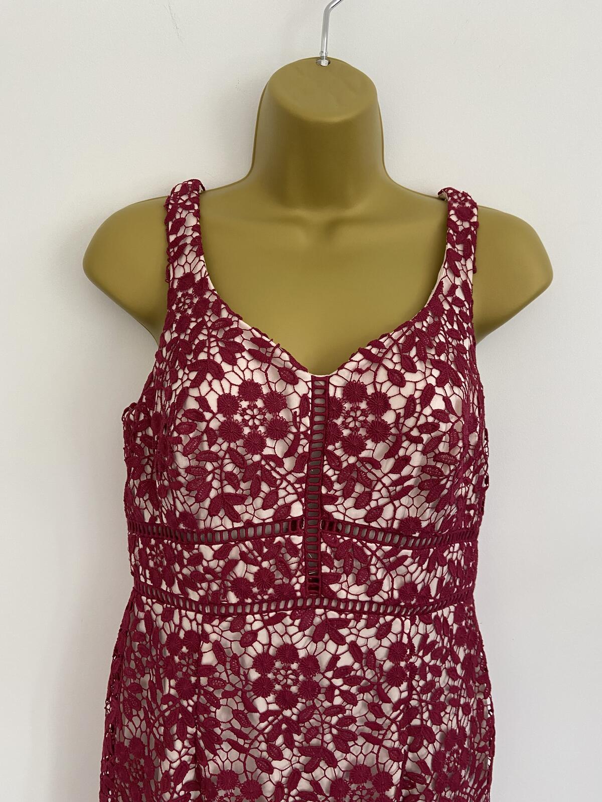 Coast Deep Red Lace Sleeveless V-Neck Fully Lined Dress - Size 10