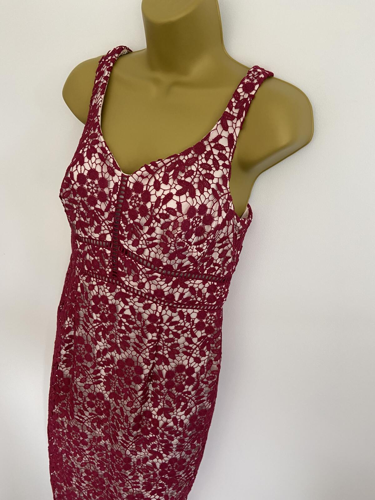 Coast Deep Red Lace Sleeveless V-Neck Fully Lined Dress - Size 10
