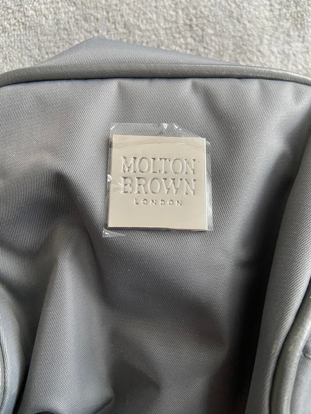 Molton Brown London Grey Small Square Cosmetic Makeup Toiletry Bag BNWT 15x15cm
