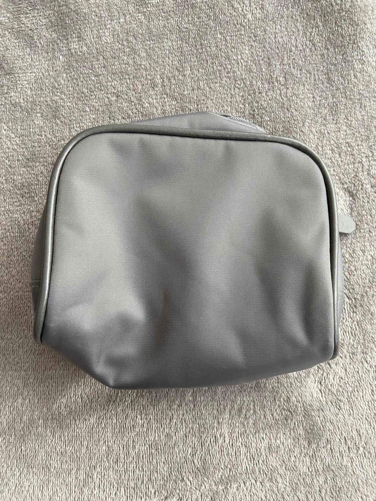 Molton Brown London Grey Small Square Cosmetic Makeup Toiletry Bag BNWT 15x15cm