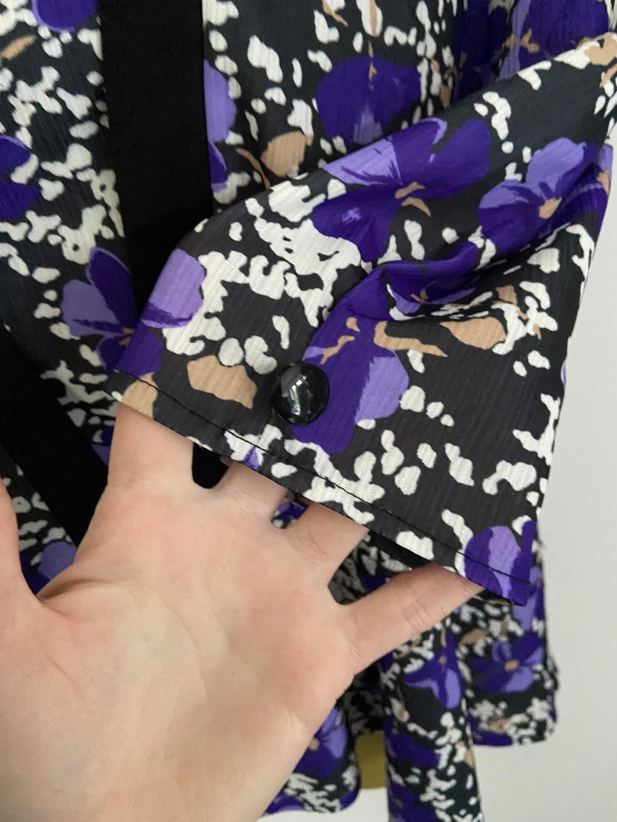 Vintage Purple Floral Blouse Medium Bold Print Shoulder Pads Retro Short Sleeve