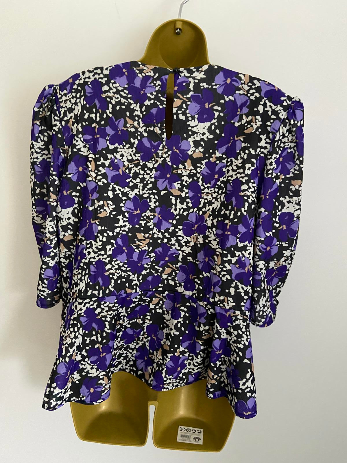 Vintage Purple Floral Blouse Medium Bold Print Shoulder Pads Retro Short Sleeve