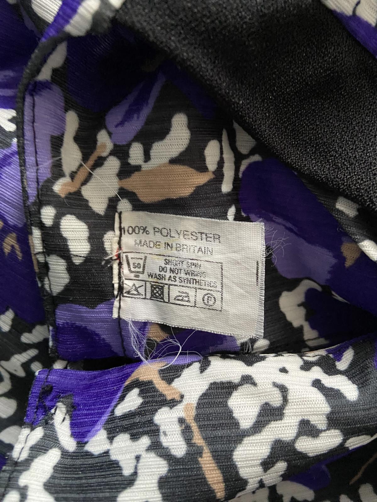 Vintage Purple Floral Blouse Medium Bold Print Shoulder Pads Retro Short Sleeve
