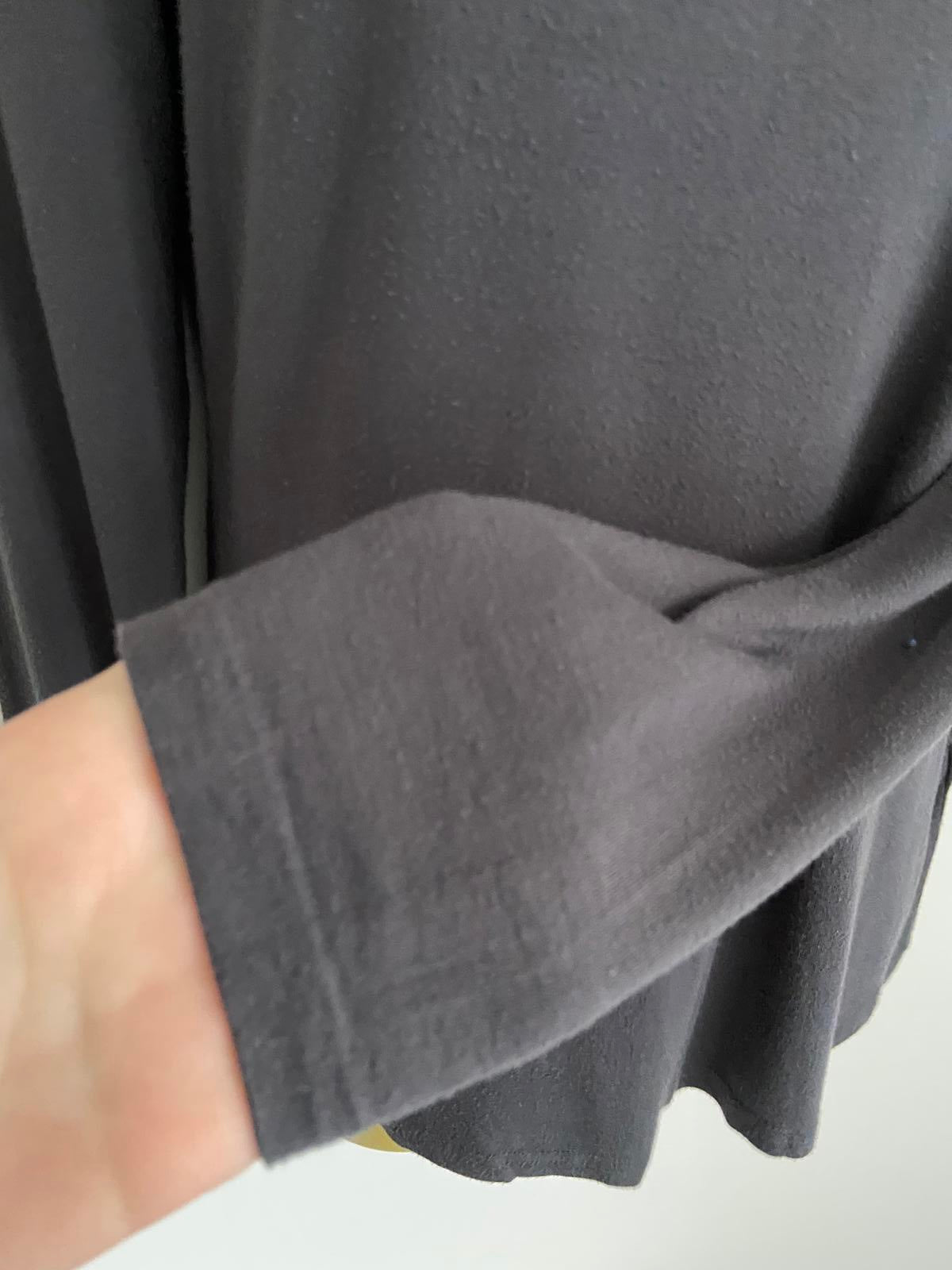 Oasis Size Small Dark Grey Long Sleeve Top Tshirt Soft Viscose Casual Basic