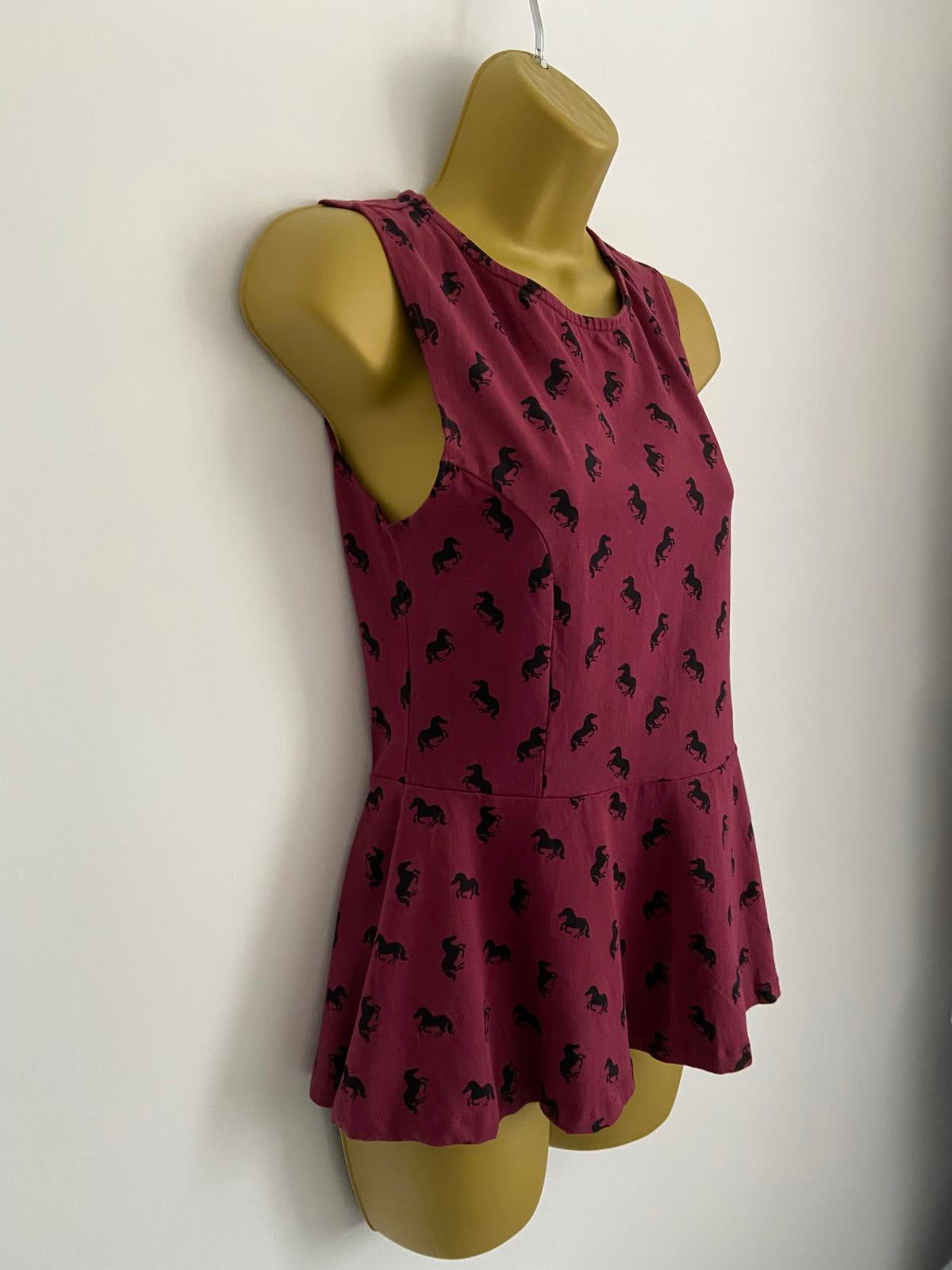 New Look Size 12 Burgundy Sleeveless Top Horse Print Cotton Blend Casual Tank