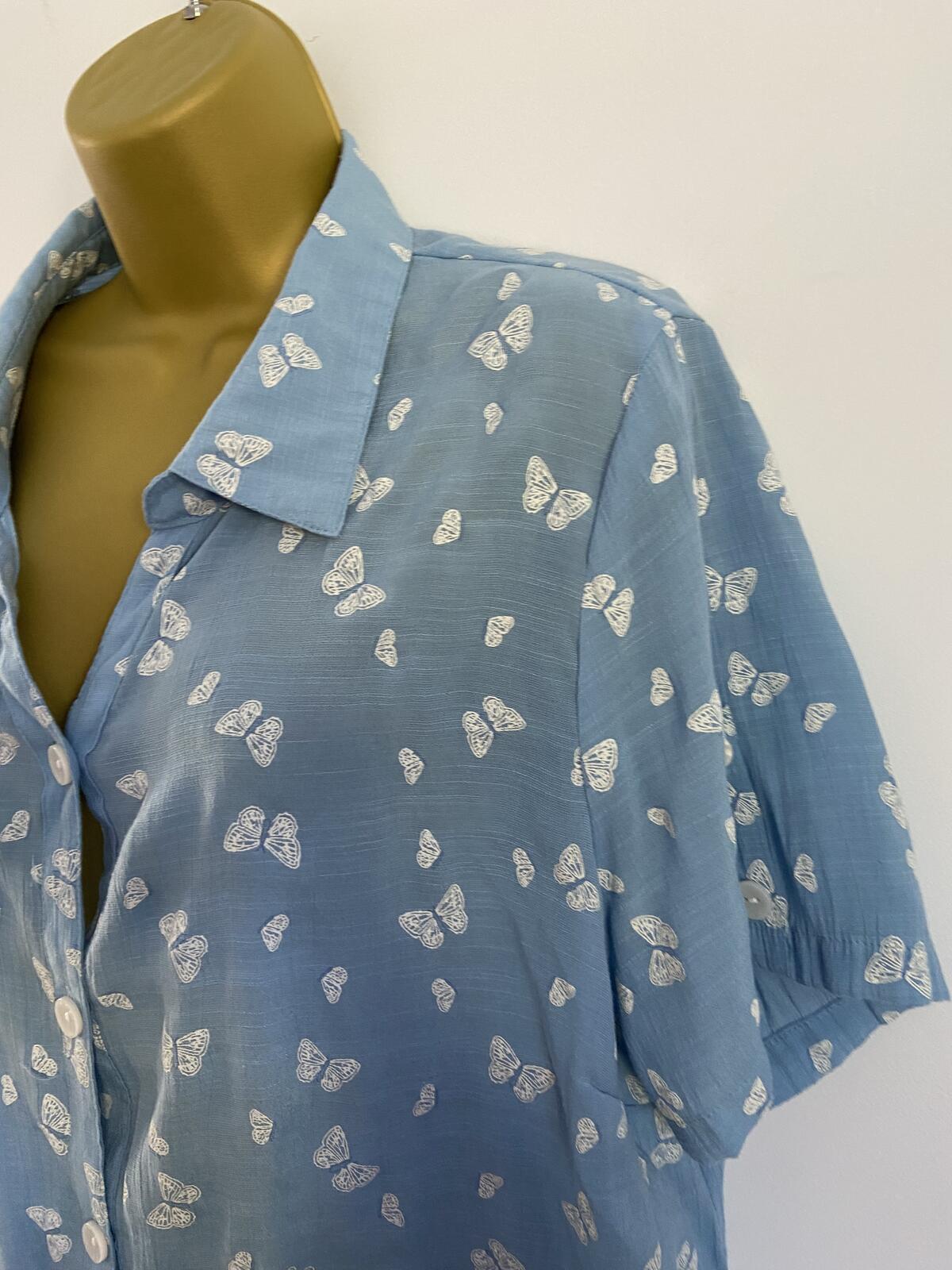 Anna Rose Blue Butterfly Print Button-Front Blouse - UK Size 20