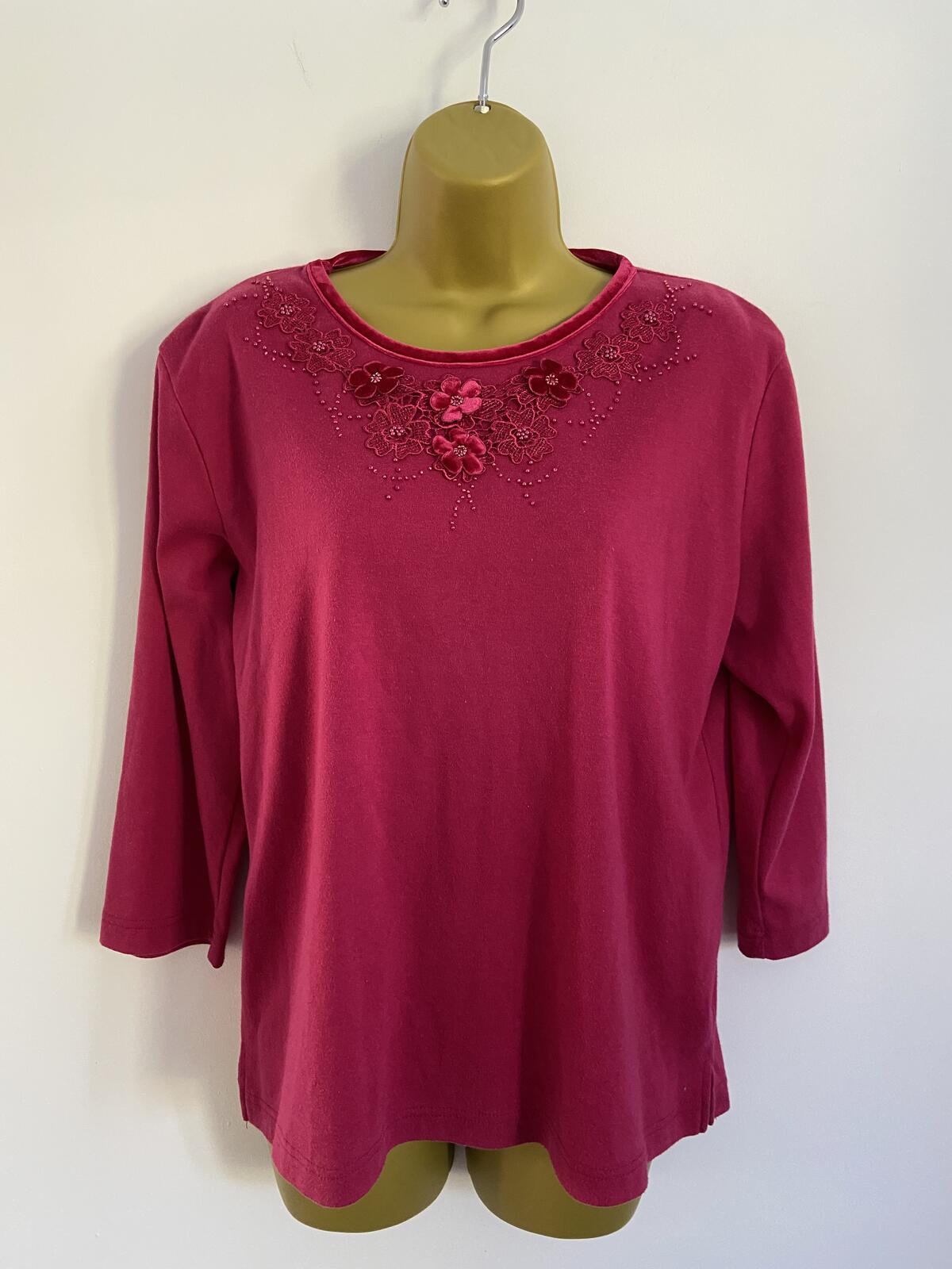 Isles Embroidered & Beaded Pink Three-Quarter Sleeve Top - Size M
