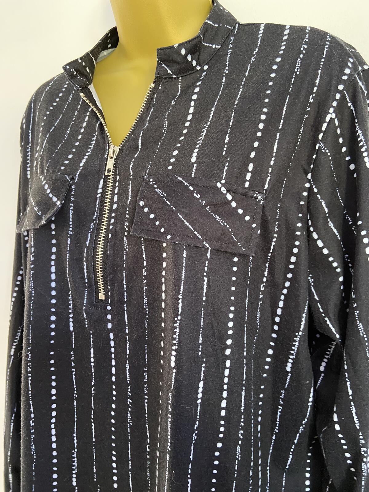 Black & White Patterned Quarter-Zip Long Sleeve Top - Size 2XL