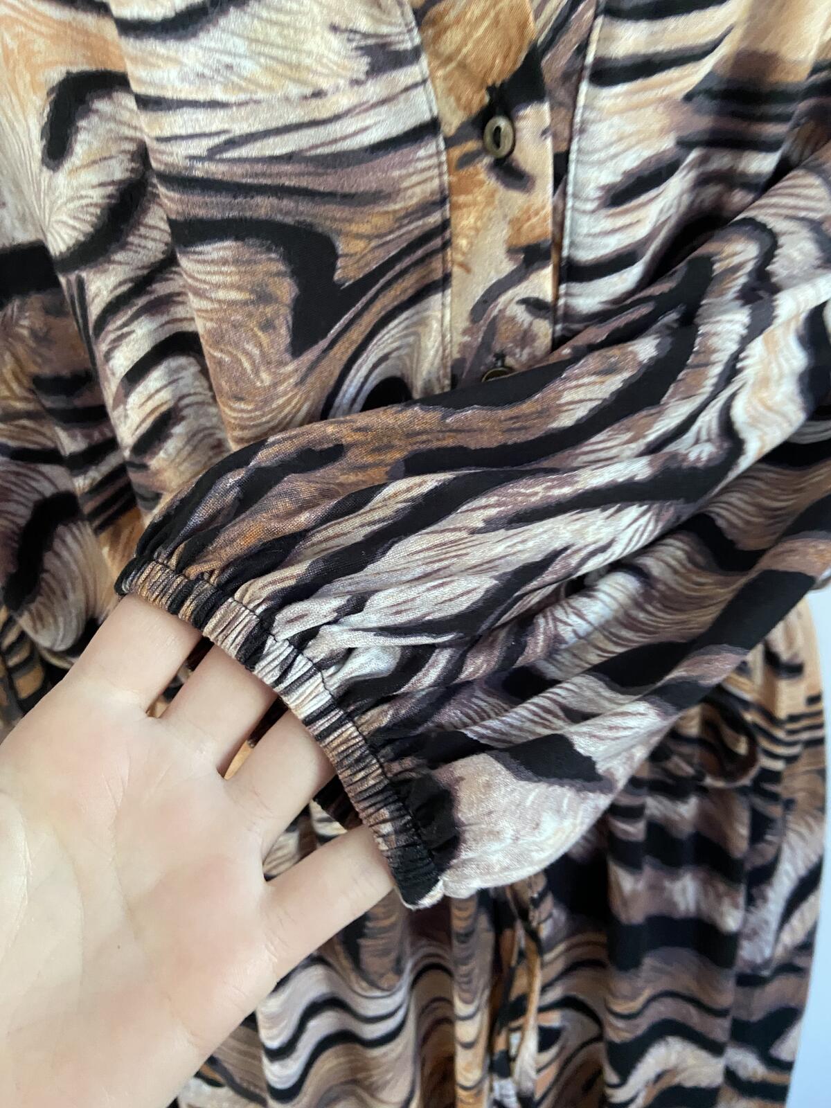 Senqu Abstract Animal Print Midi Dress - Size Large