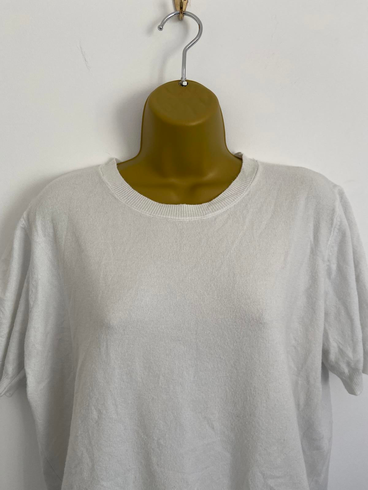 White Knit Top - Round Neck, Short Sleeve, Size Extra Large (XL)