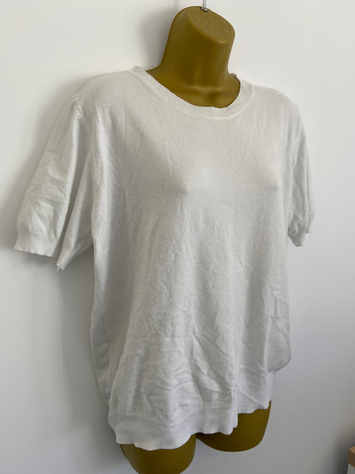 White Knit Top - Round Neck, Short Sleeve, Size Extra Large (XL)