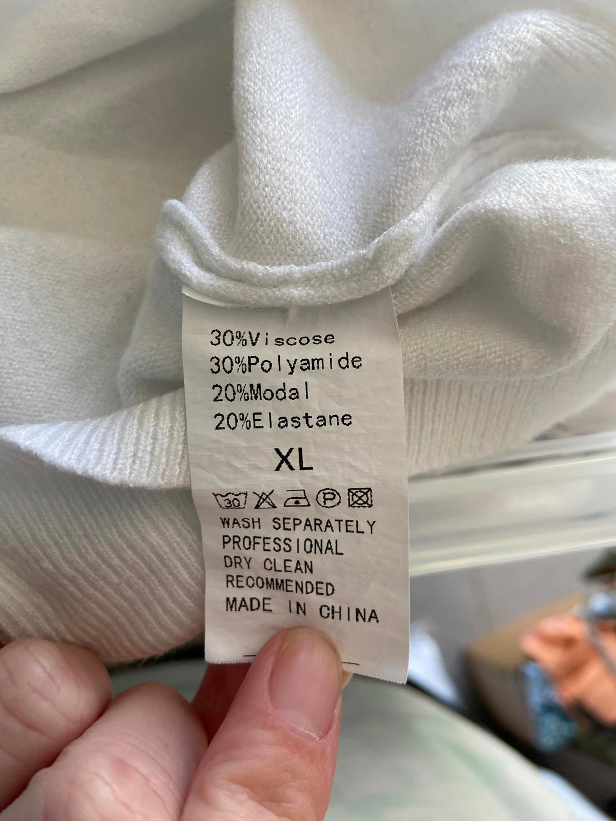 White Knit Top - Round Neck, Short Sleeve, Size Extra Large (XL)