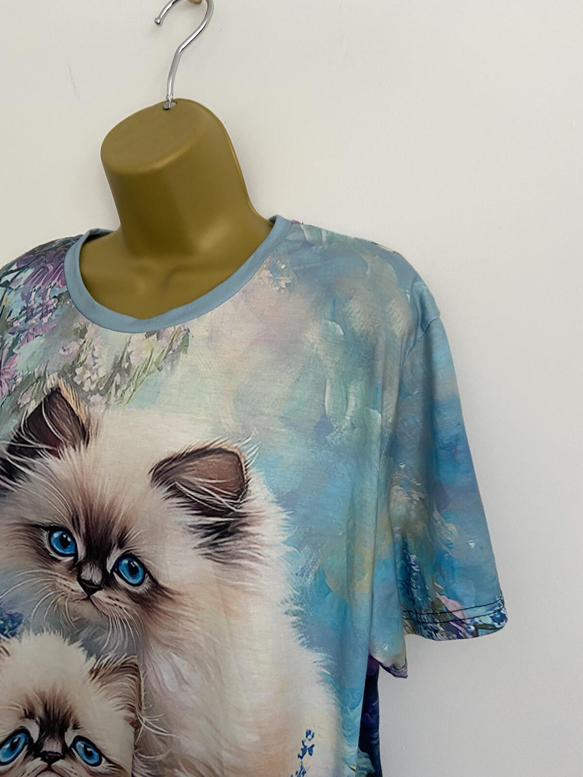 Blue Floral Siamese Cat Print T-Shirt - Size 2XL