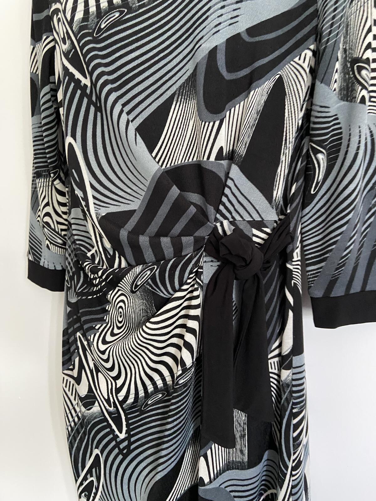 Simon Jeffrey Black, White & Blue Abstract Side Tie Dress - Size 14