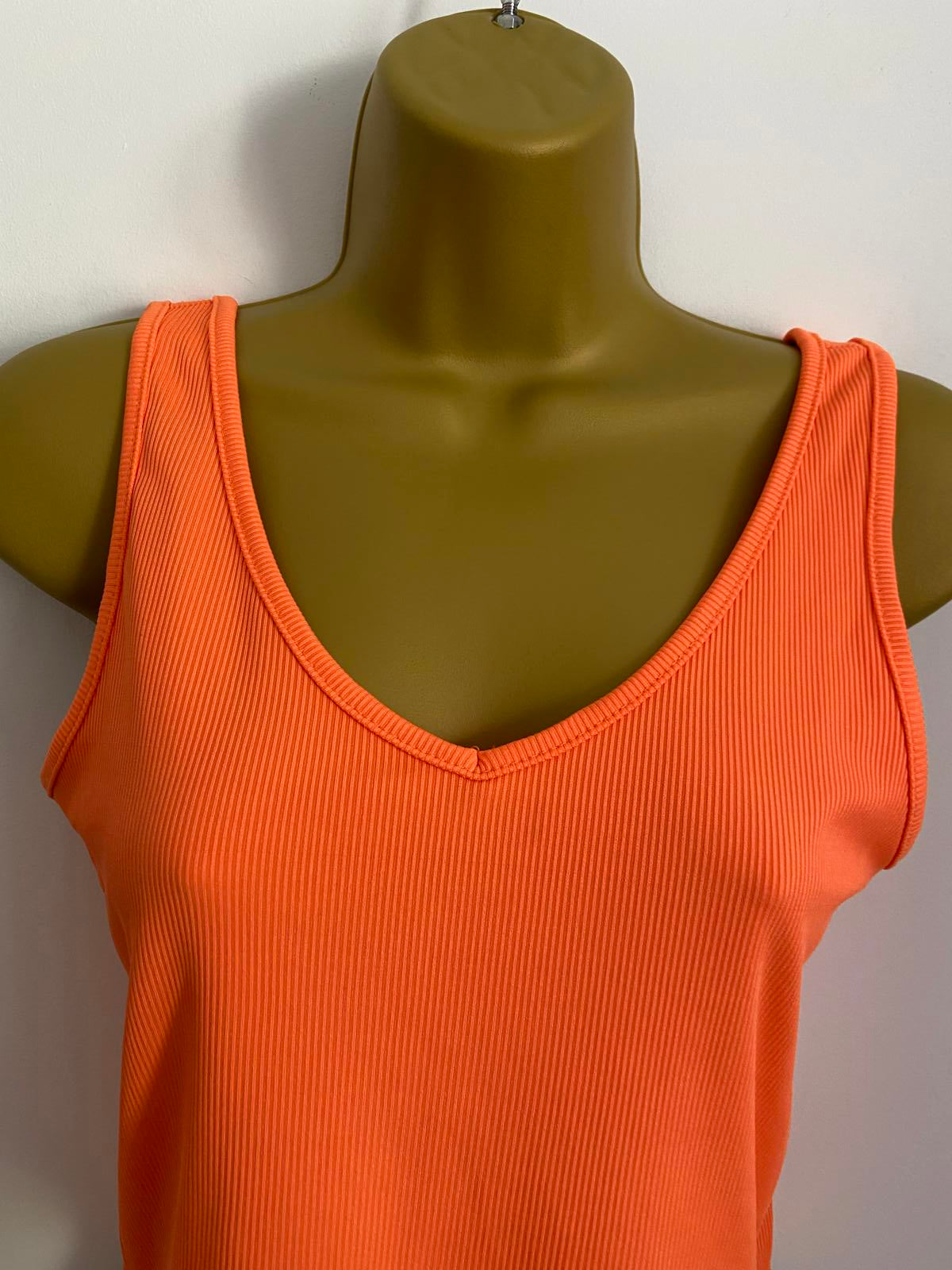 Shein Size Large Orange Ribbed Crop Top V-Neck Sleeveless Vest Summer Tank