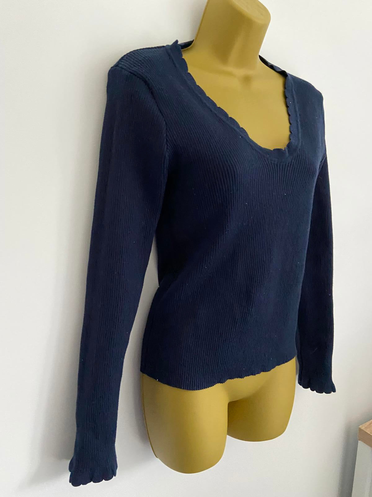 SHEIN Navy Ribbed Knit Top - V-Neck, Fluted Neckline & Cuffs, Size Large