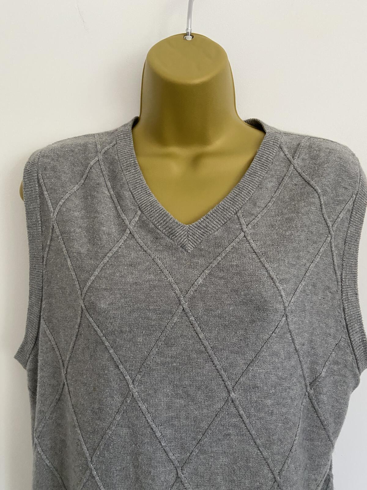 Gap Grey Diagonal Pattern Knitted Tank Vest - Size Medium
