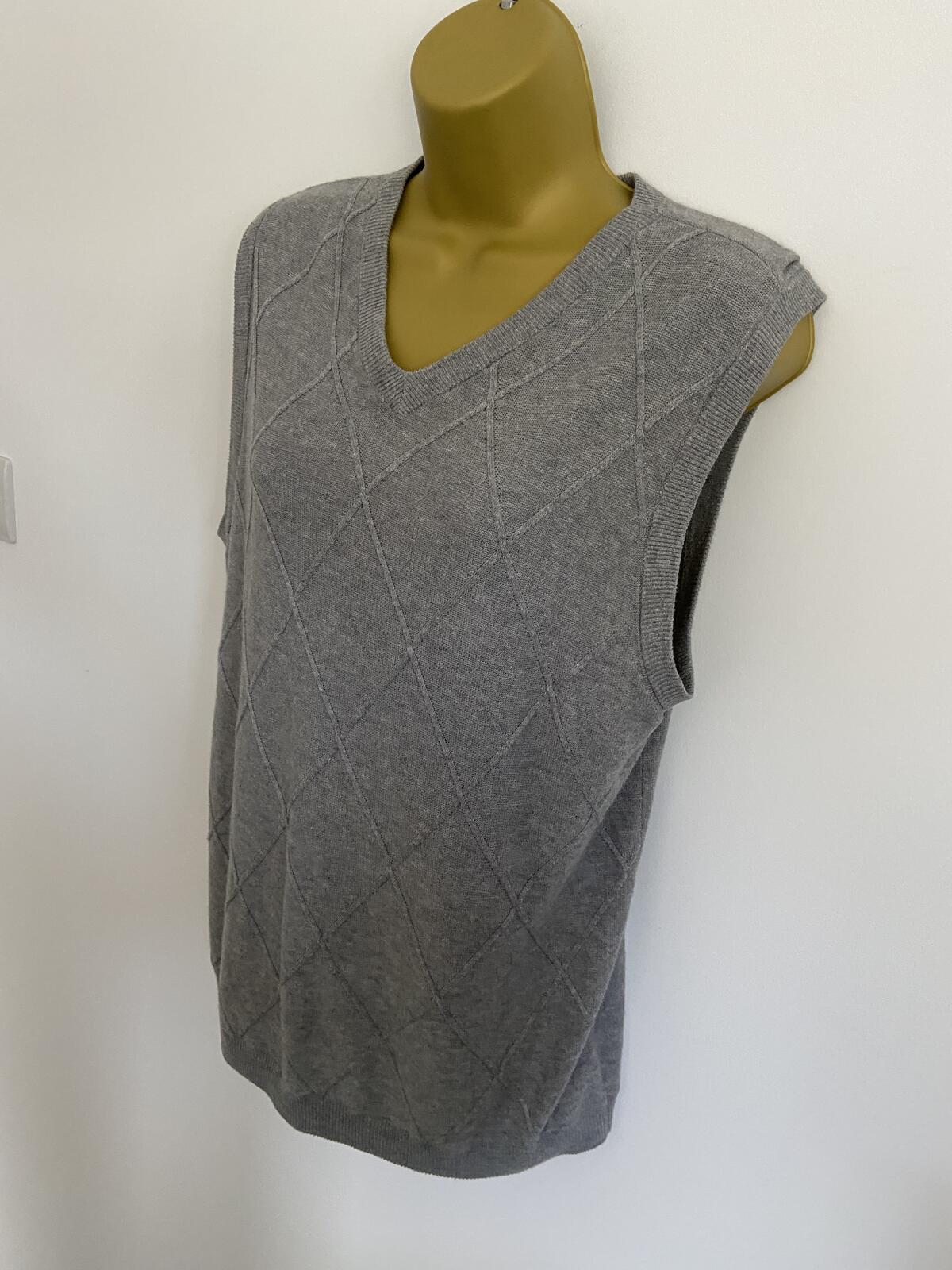 Gap Grey Diagonal Pattern Knitted Tank Vest - Size Medium