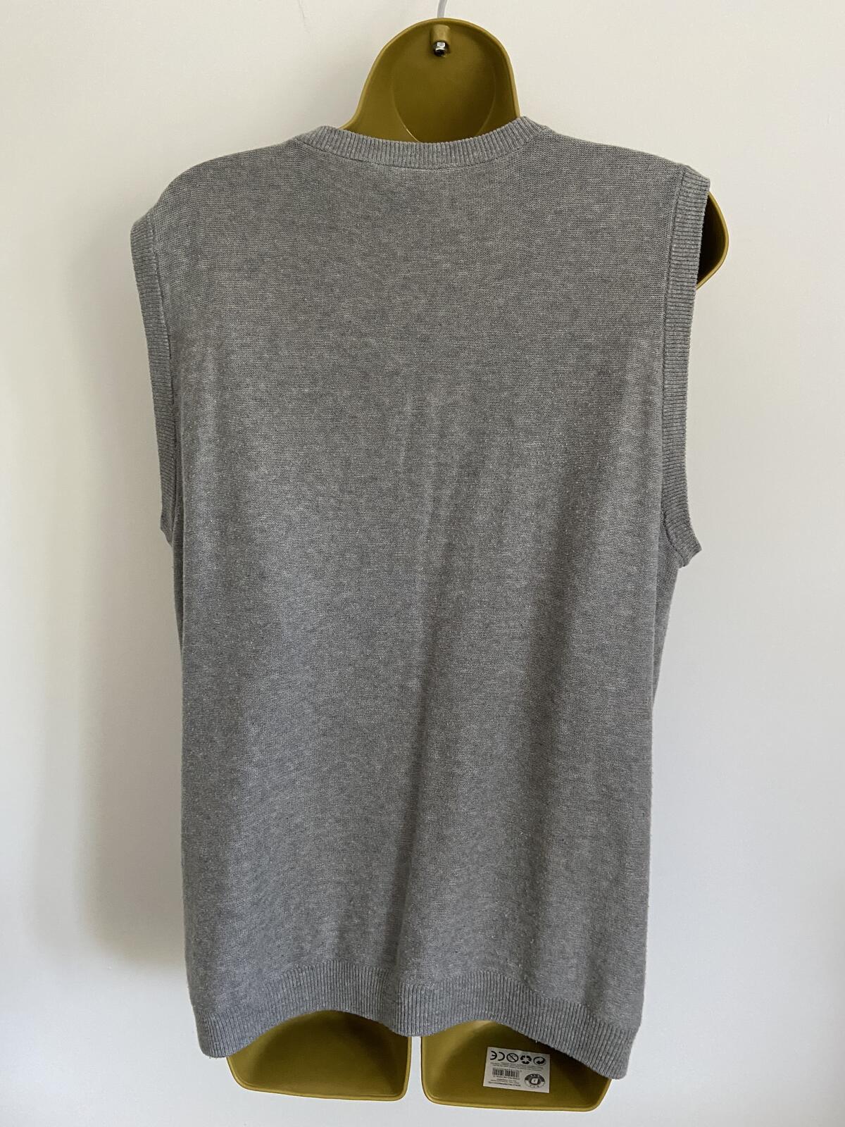Gap Grey Diagonal Pattern Knitted Tank Vest - Size Medium