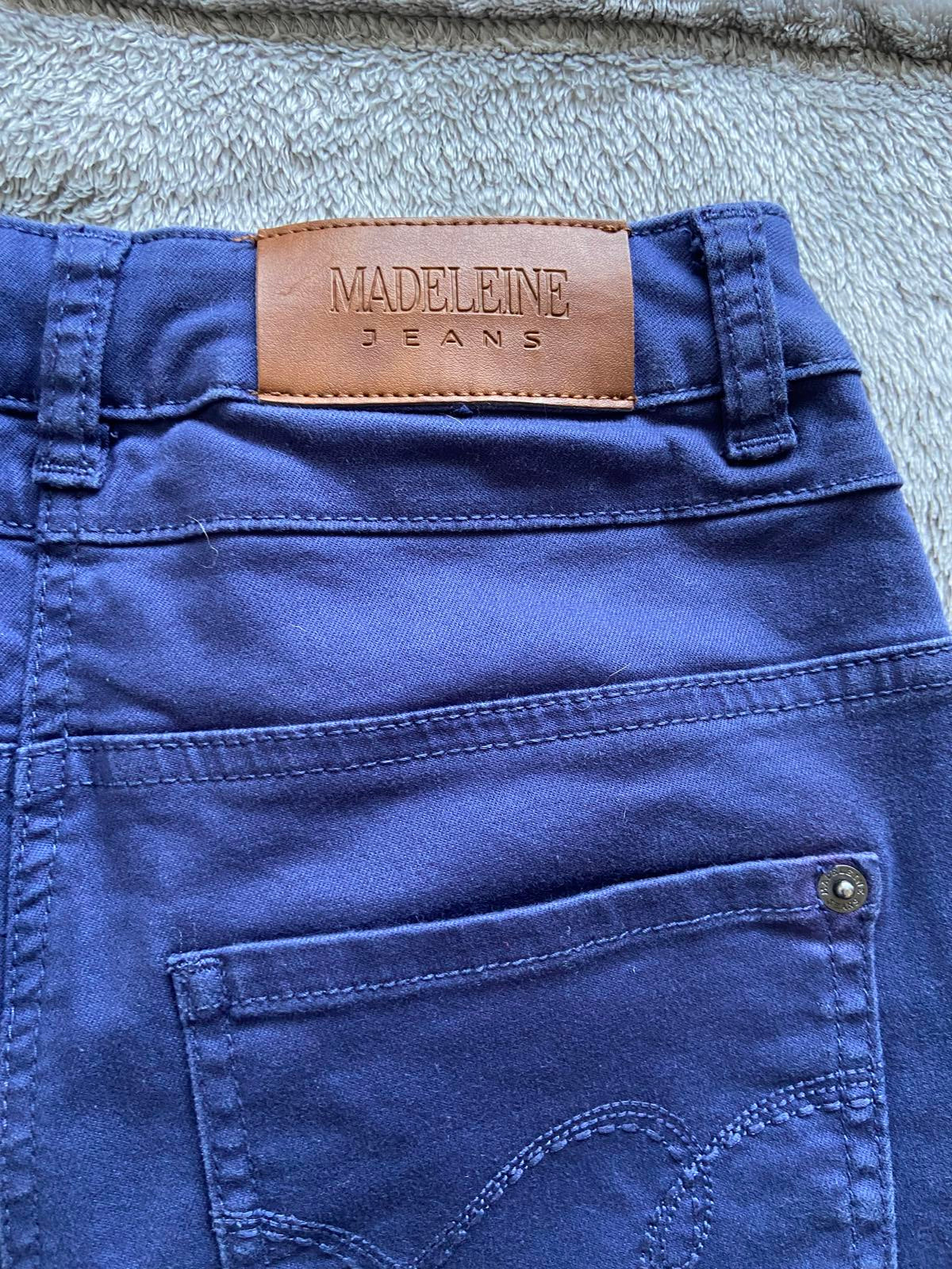 Madeleine Size 8 Navy Blue Jeans High Waist Three Button Zip Fastening 73cm