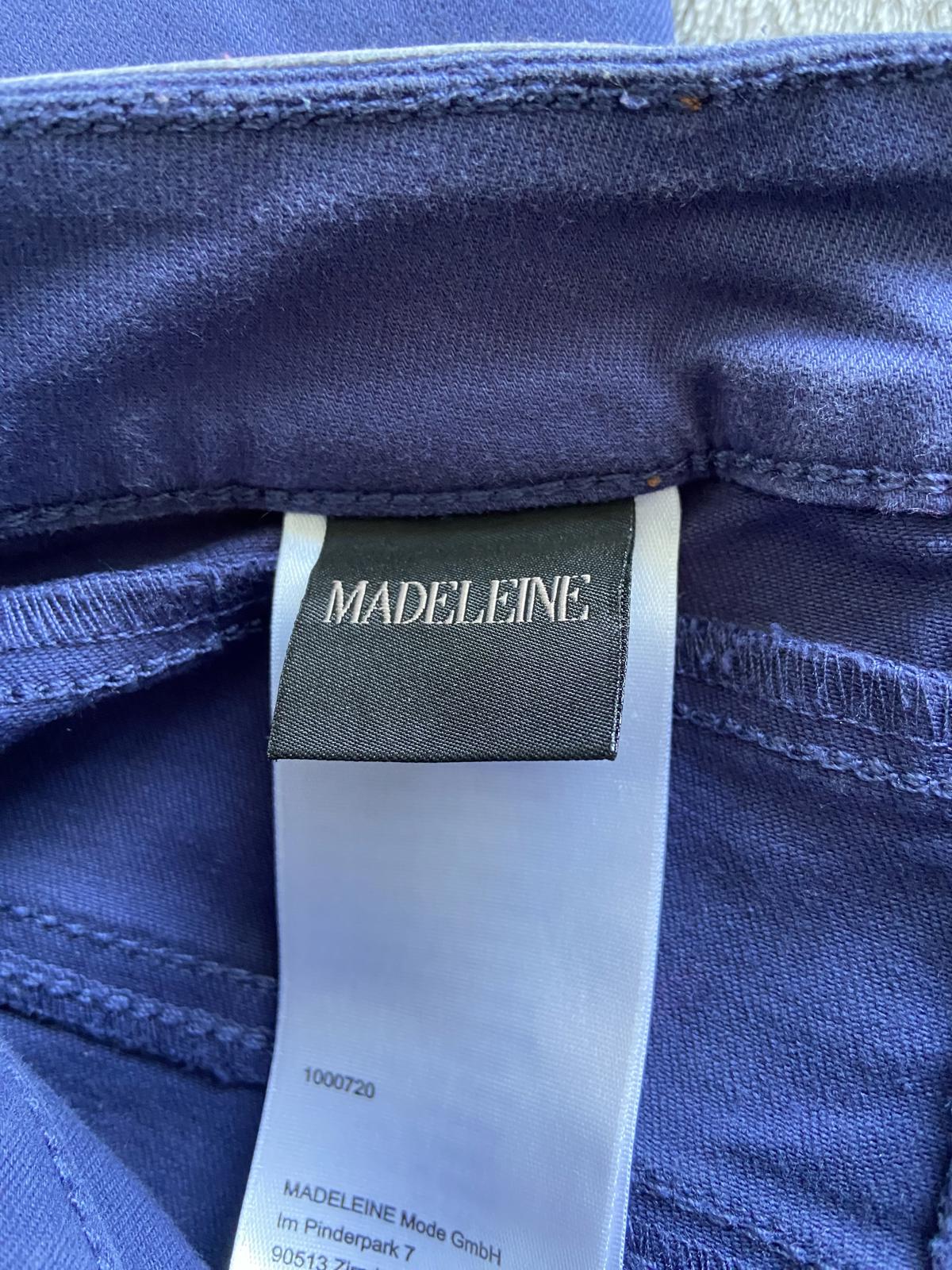 Madeleine Size 8 Navy Blue Jeans High Waist Three Button Zip Fastening 73cm