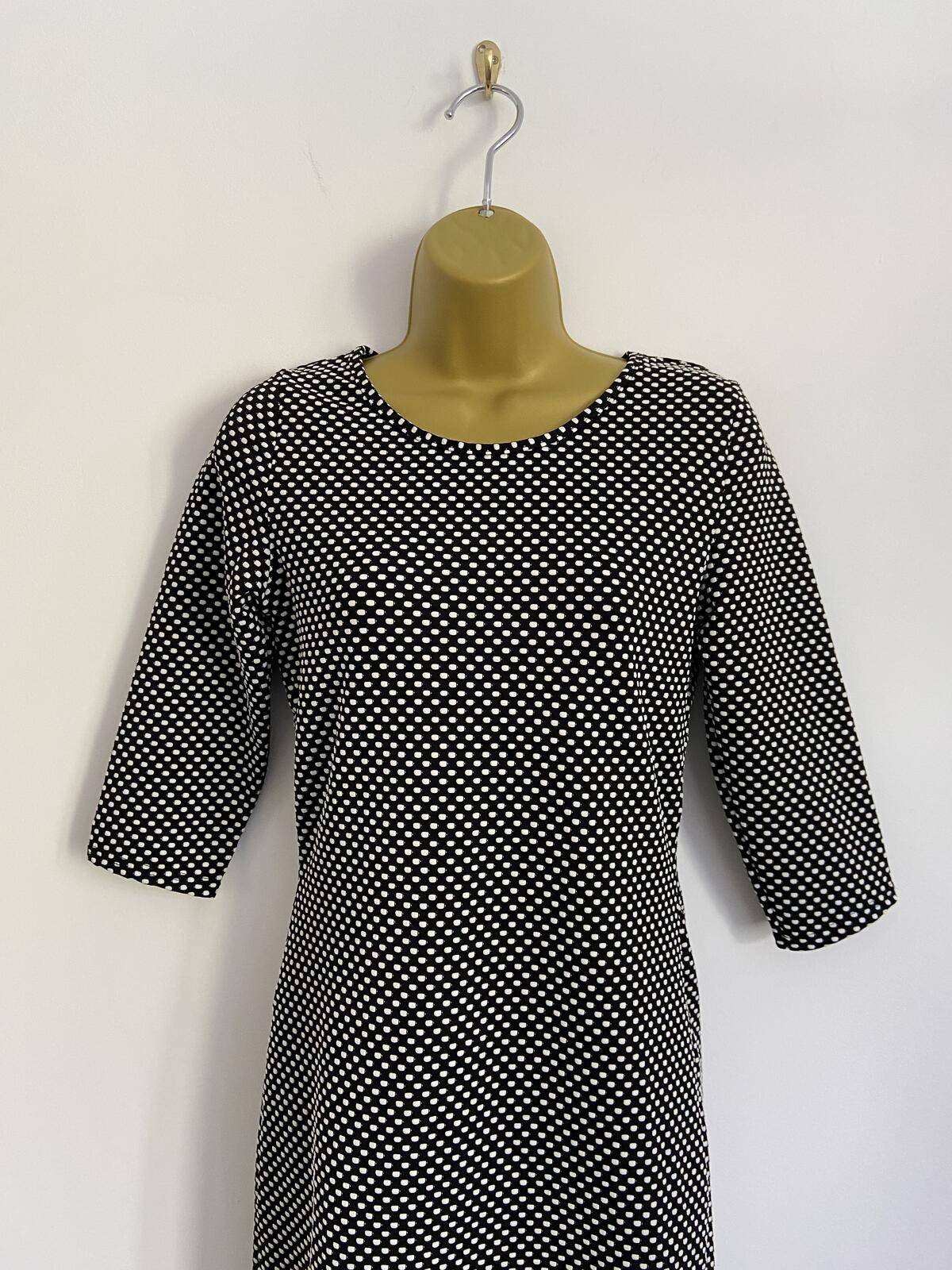 Peacocks Black and White Polka Dot Jersey Dress - Size 10