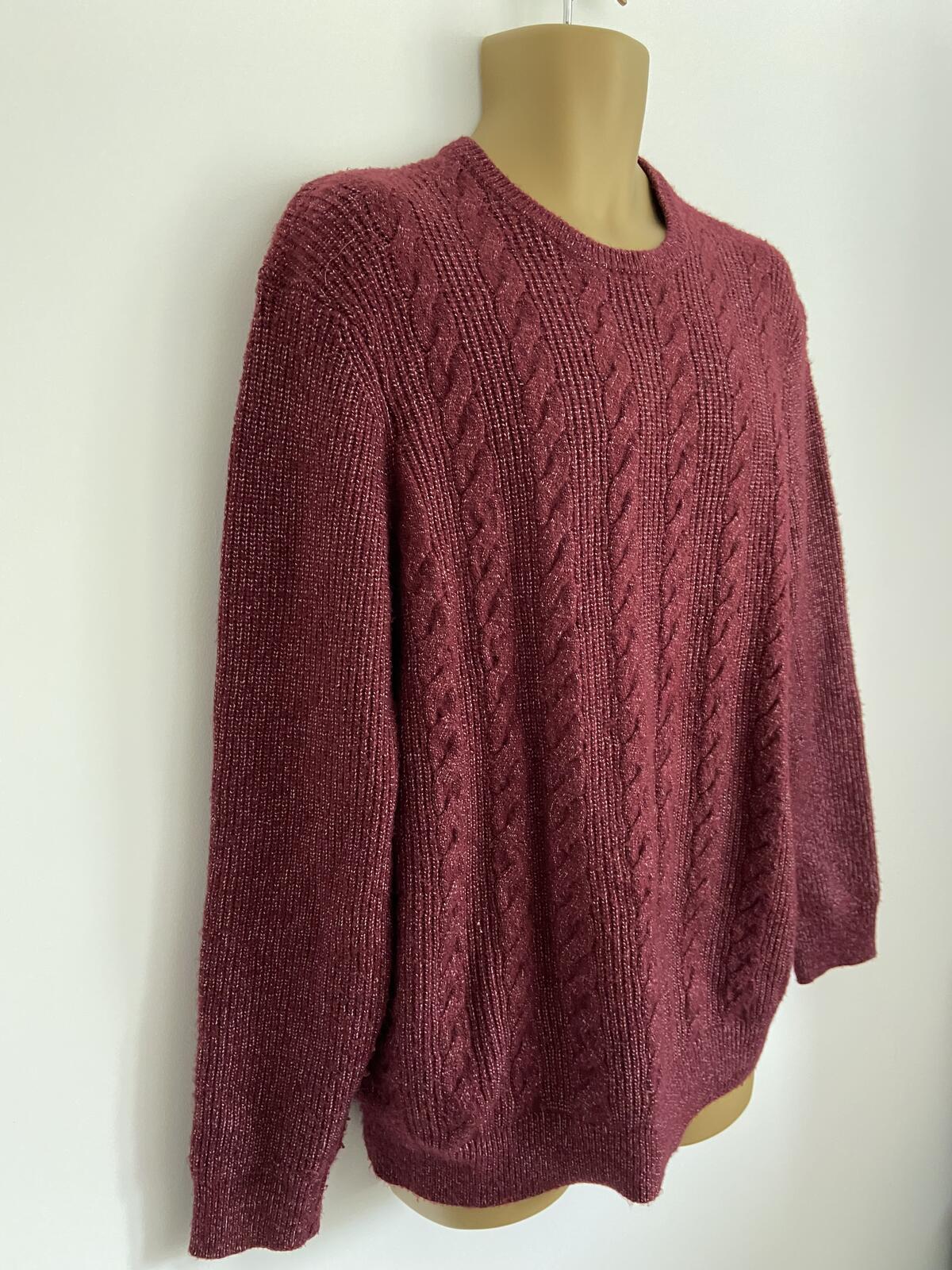 M&S Men's Red Cable Knit Crew Neck Jumper - Size 2XL
