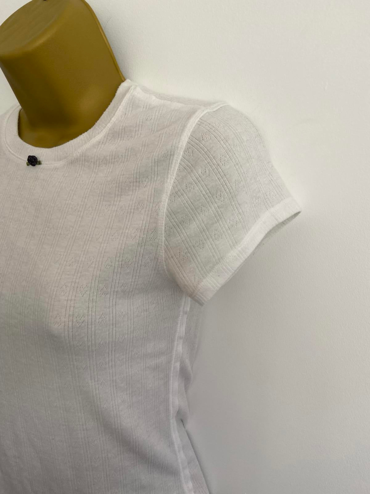 Infianfaly White Thermal Top - Short Sleeve, Rose Detail, Size 6