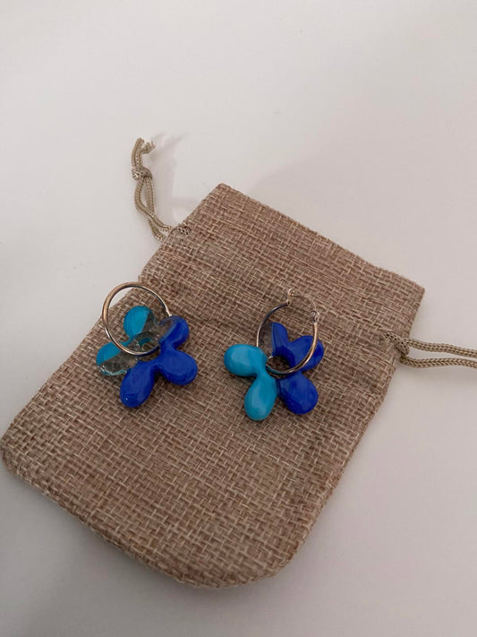Pair of Dangling Flower Earrings - Blue, Clear & Turquoise Resin
