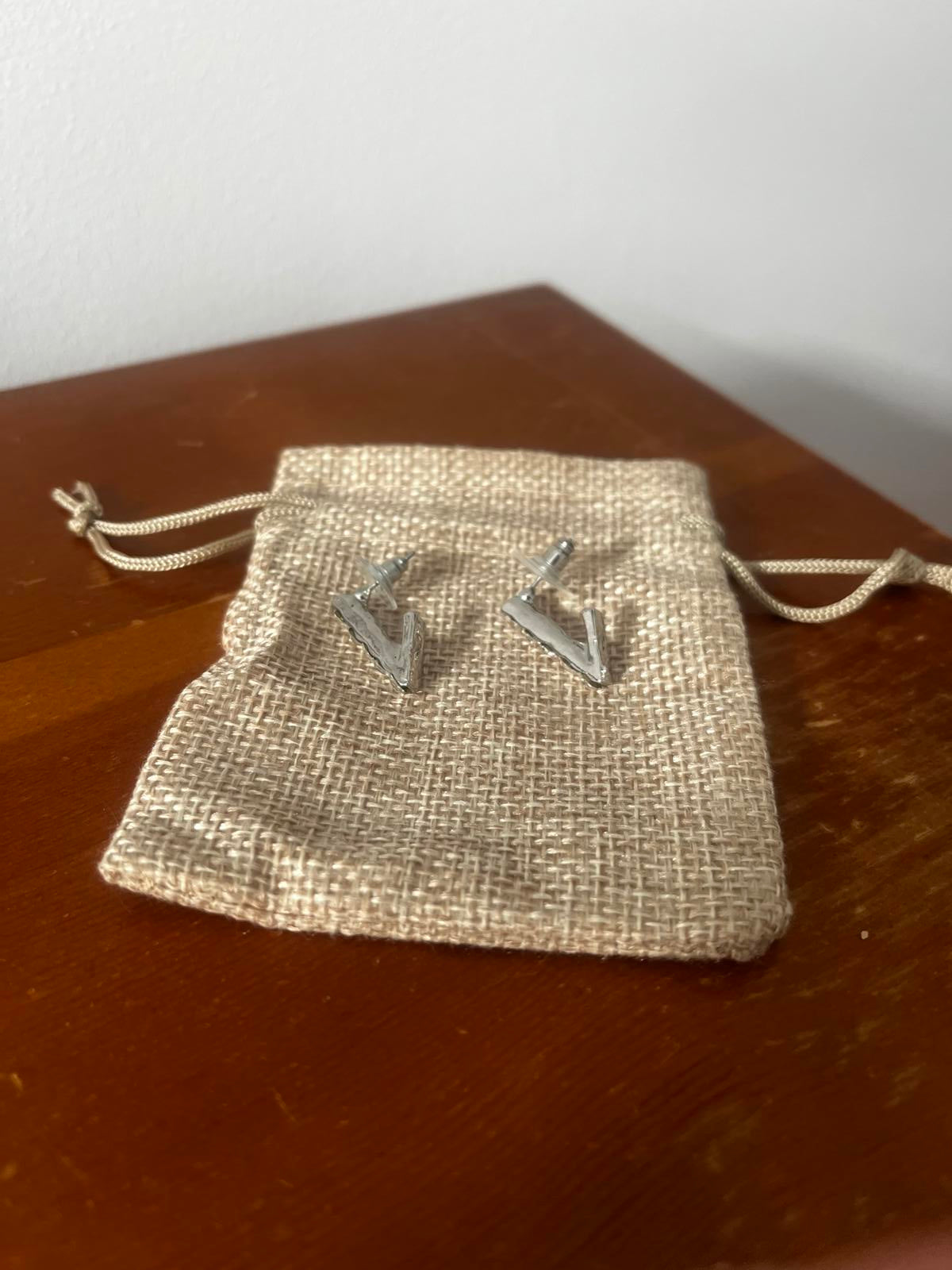Bar-shaped Earrings with Stones