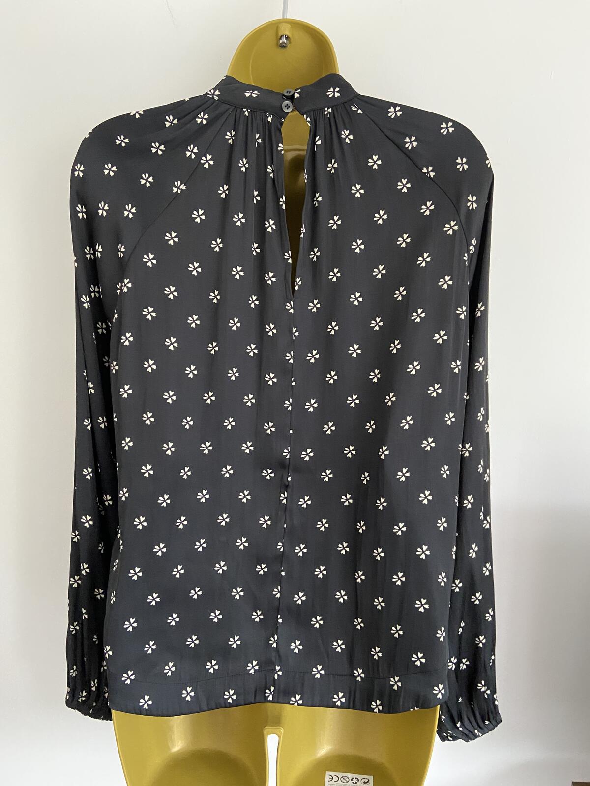Gap Black Clover Print High Neck Silk-Feel Blouse - Size XS